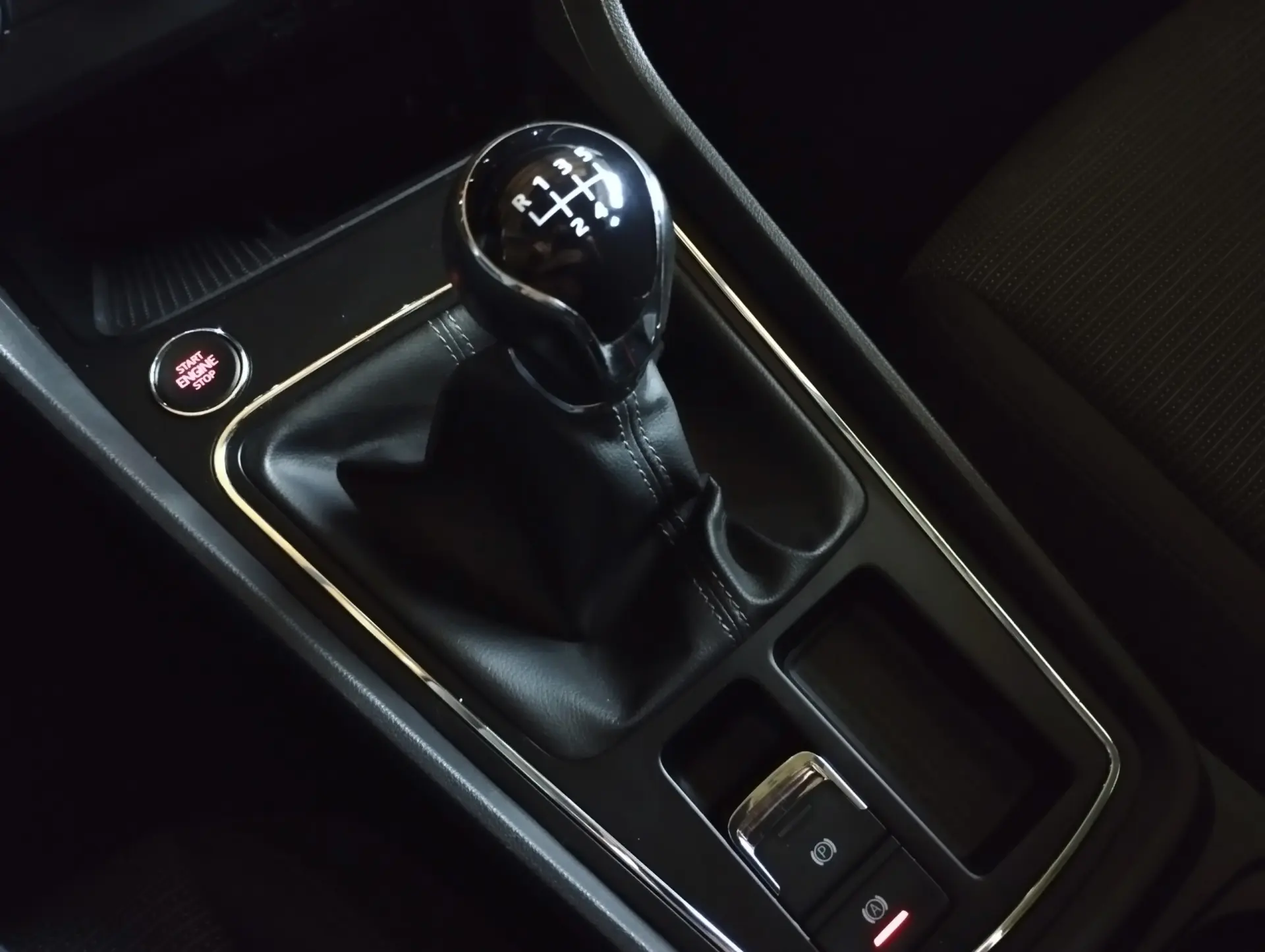 SEAT Leon ST 1.6 TDI Style S/S 16