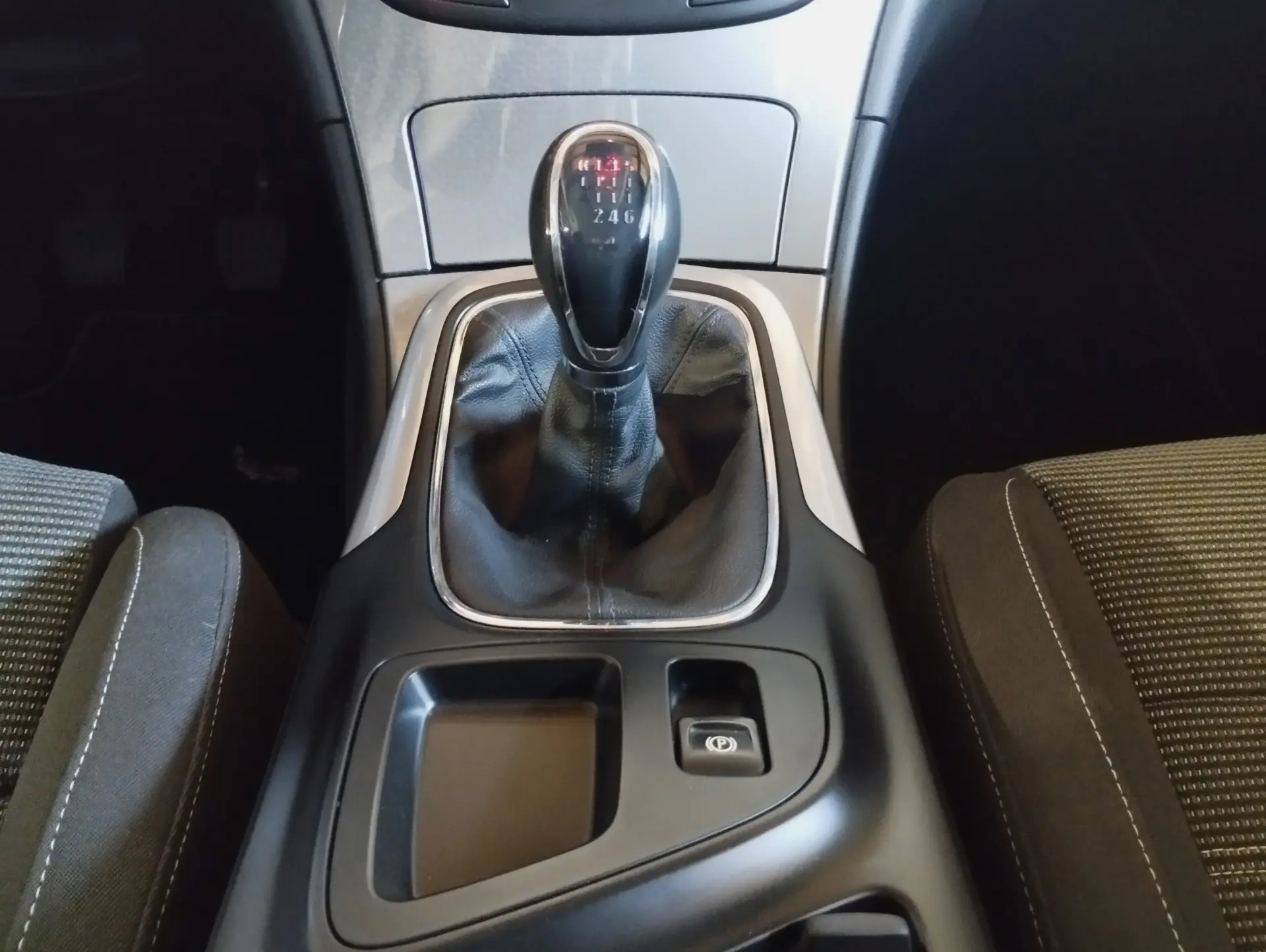 Opel Insignia Sports Tourer 2.0 CDTI Executive 140cv 17