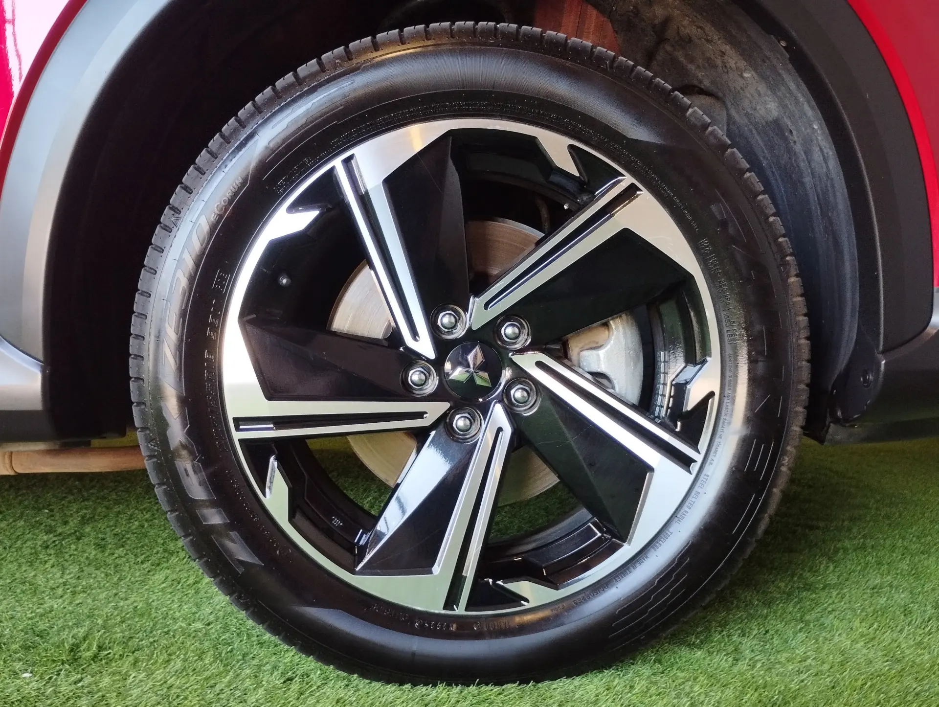 Mitsubishi Eclipse Cross 2.4 PHEV (PlugIn) 35
