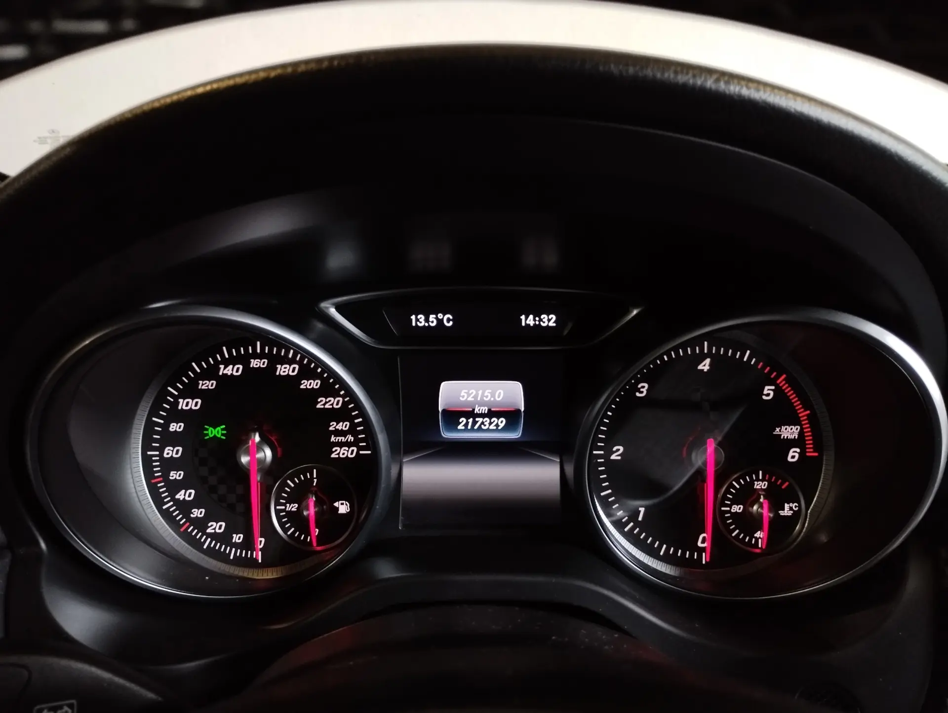 Mercedes-Benz A 180 1.5 CDI BE Urban 11