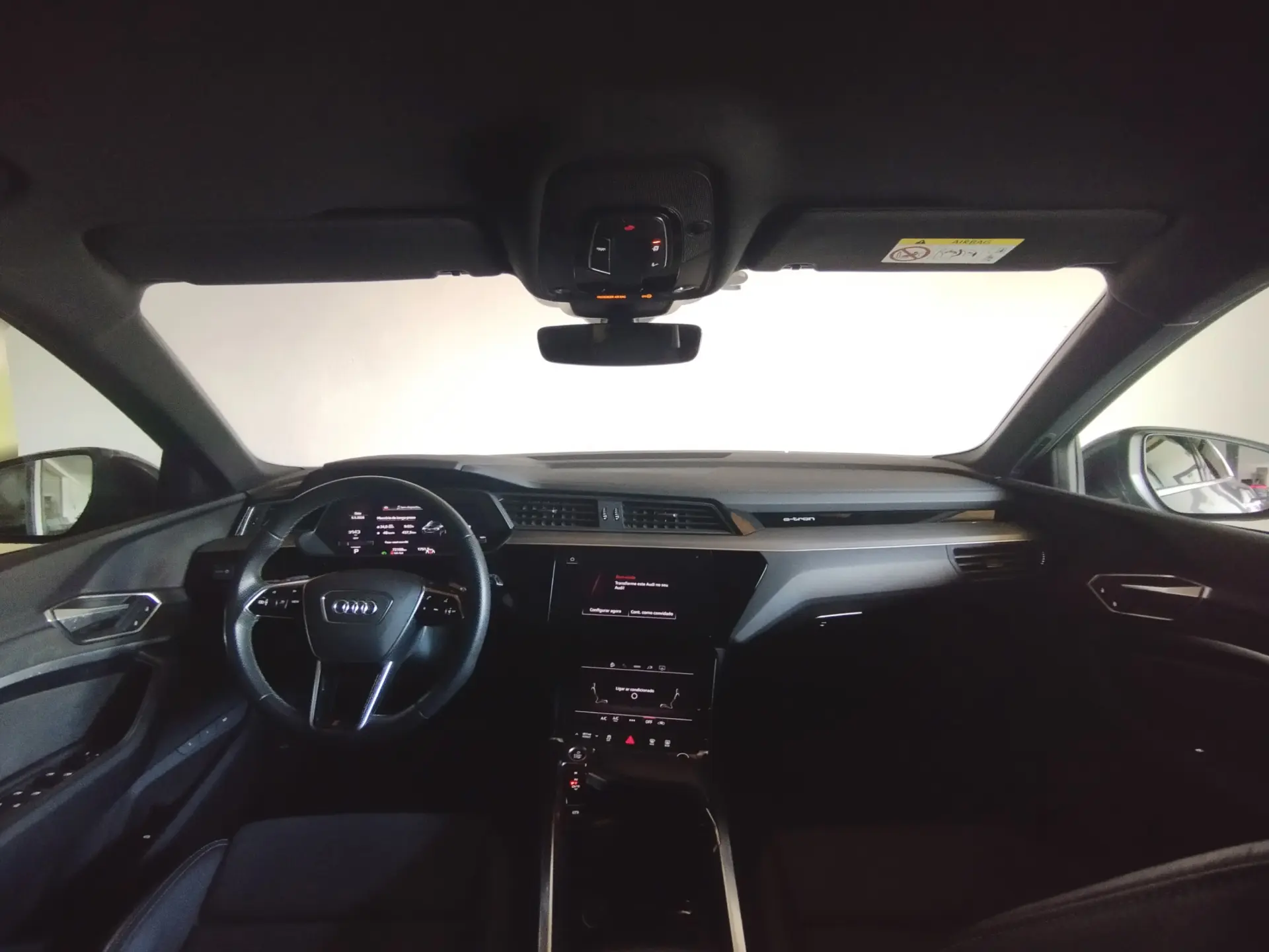 Audi e-tron 55 quattro S line 10