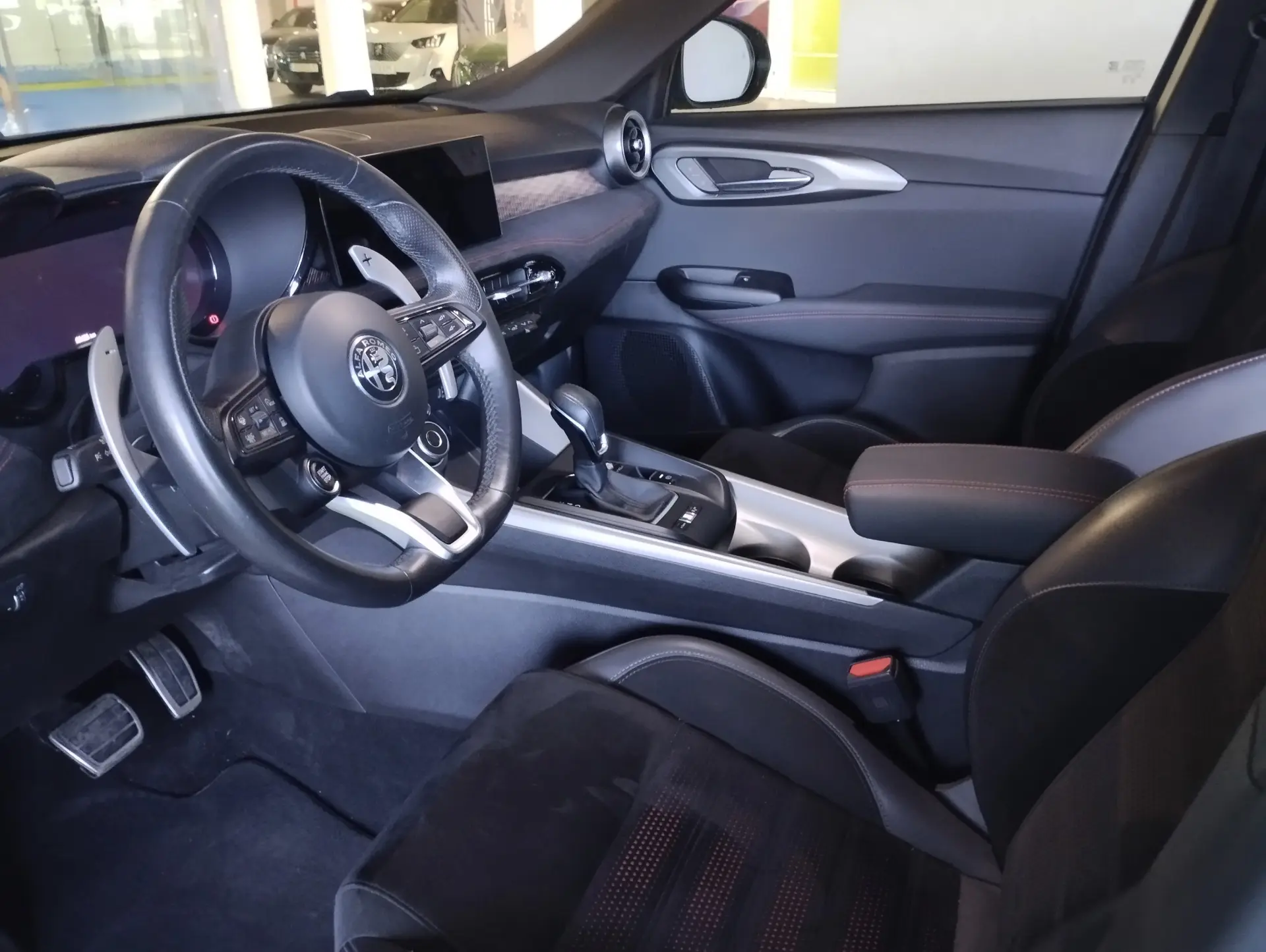 Alfa Romeo Tonale 1.3 Plug-In Hybrid Sprint e-AWD 13