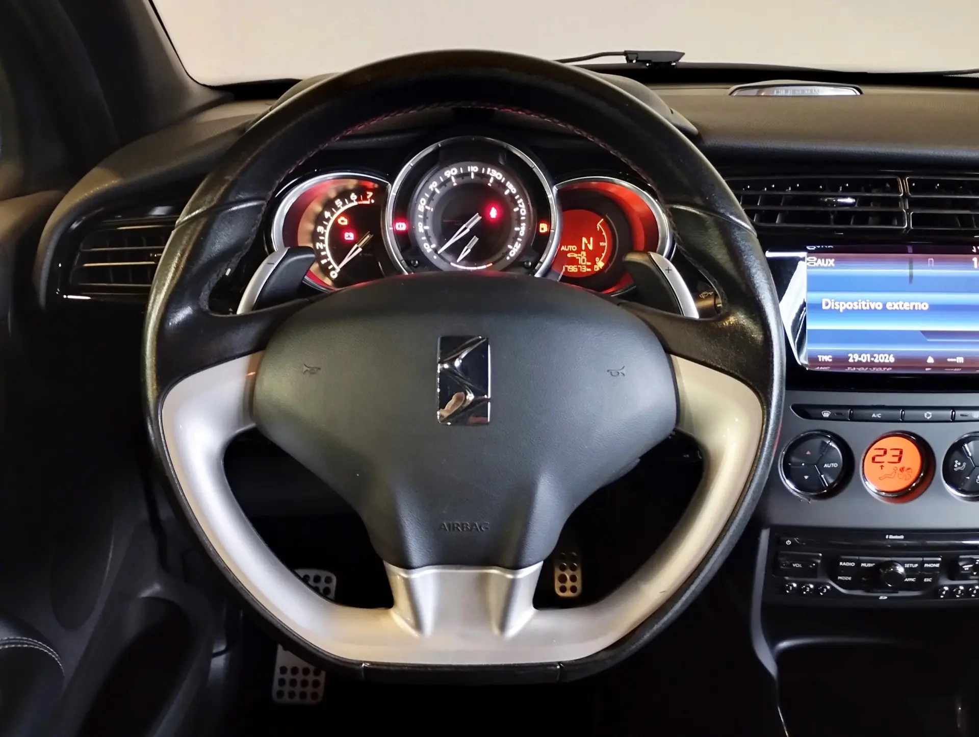 Citroën DS3 1.4 VTI Sport Chic 12