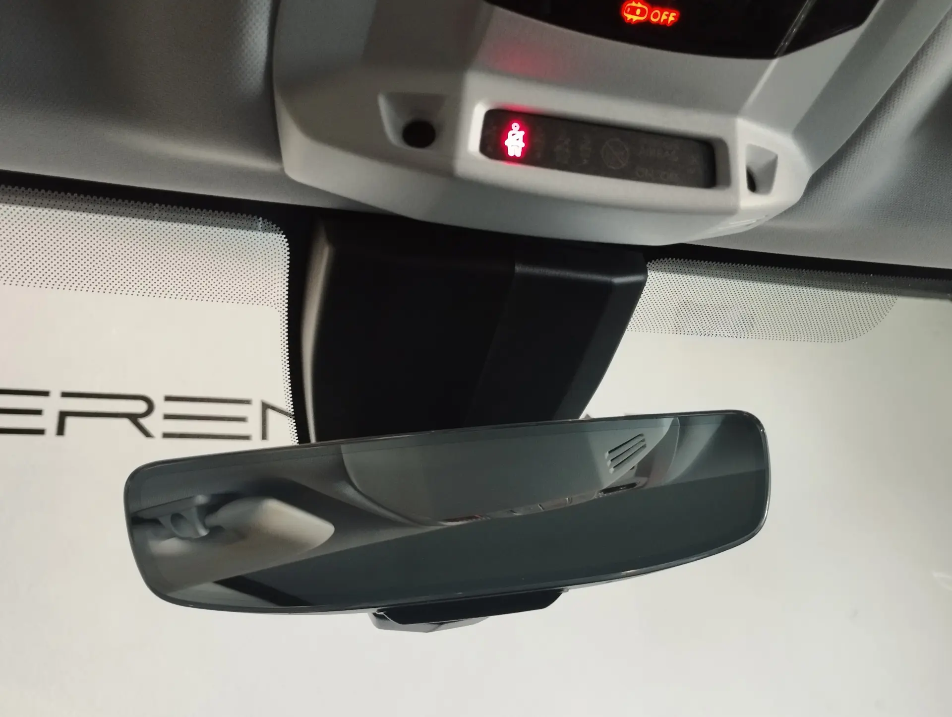 Peugeot 508 SW 1.6 Hybrid Allure e-EAT8 17