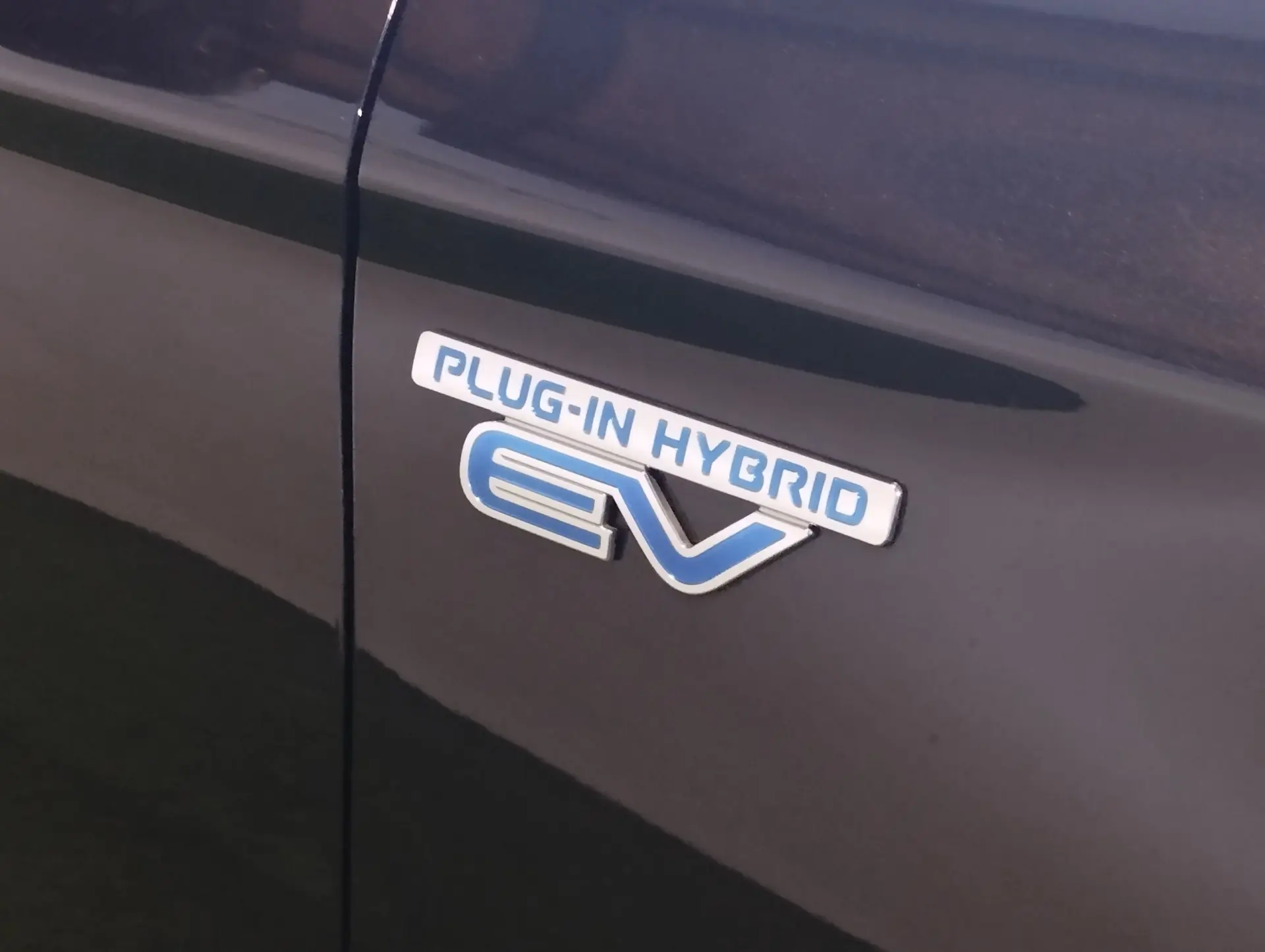 Mitsubishi Outlander 2.0 PHEV Instyle Navi 25