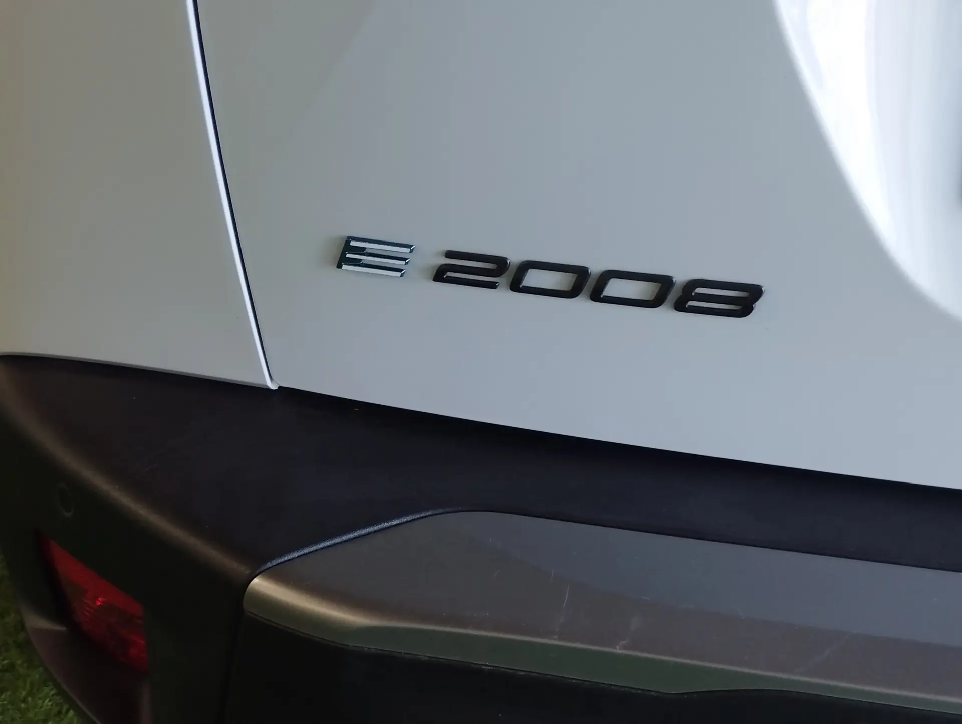 Peugeot 2008 e-2008 50 kWh Allure 27