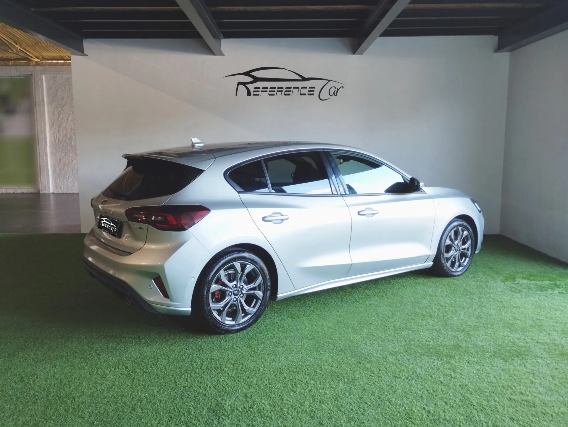 Ford Focus EcoBoost ST-Line Hybrid 2