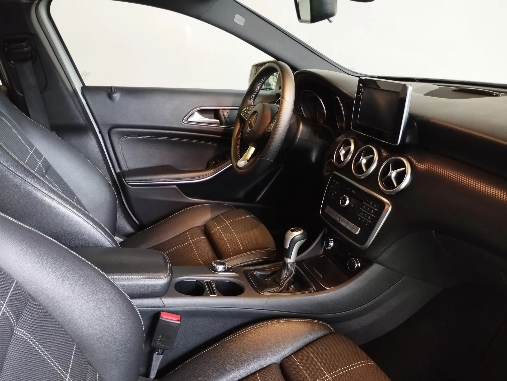 Mercedes-Benz A 180 1.5 CDI BE Urban 8