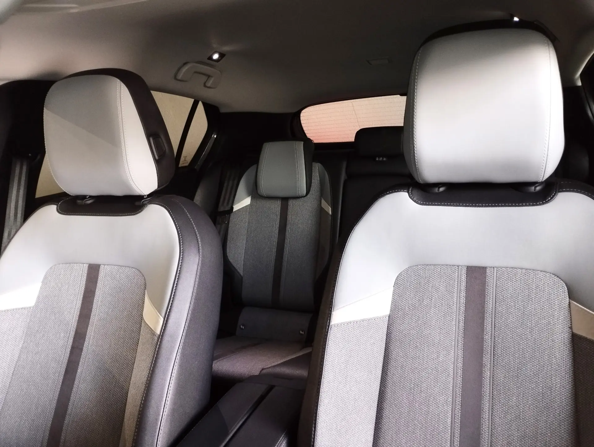 Opel Astra 1.6 T PHEV Elegance 18