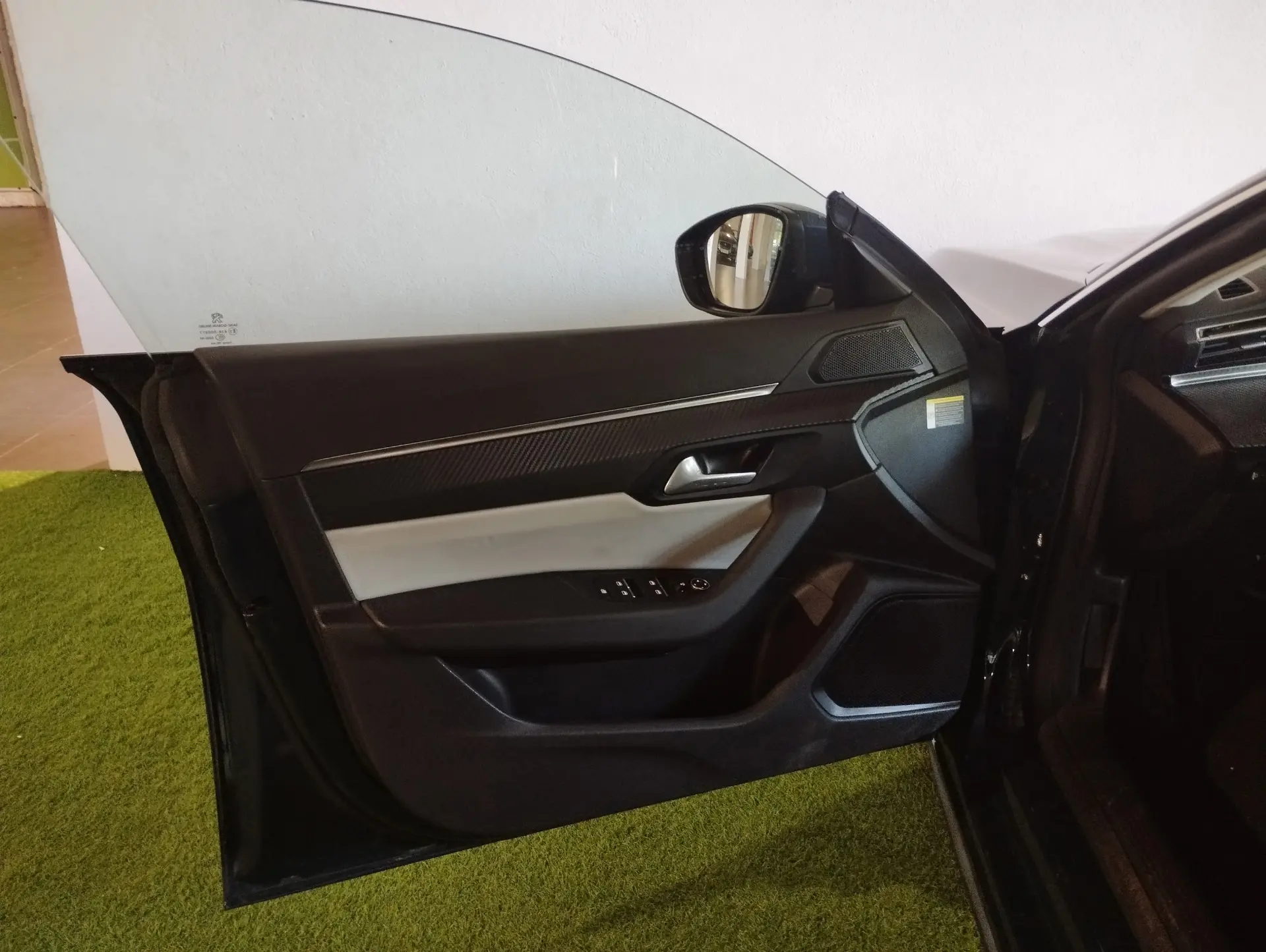 Peugeot 508 SW 1.6 Hybrid Allure e-EAT8 23