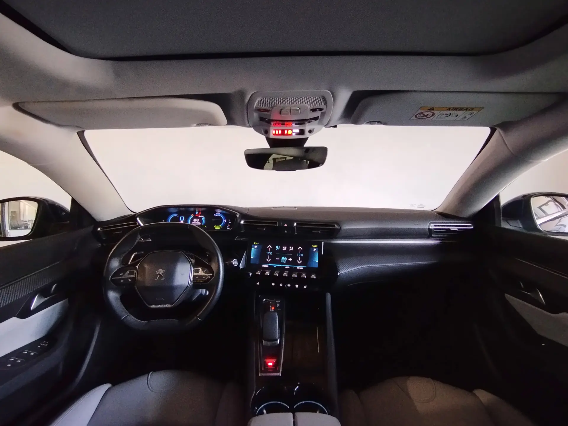 Peugeot 508 SW 1.6 Hybrid Allure e-EAT8 10