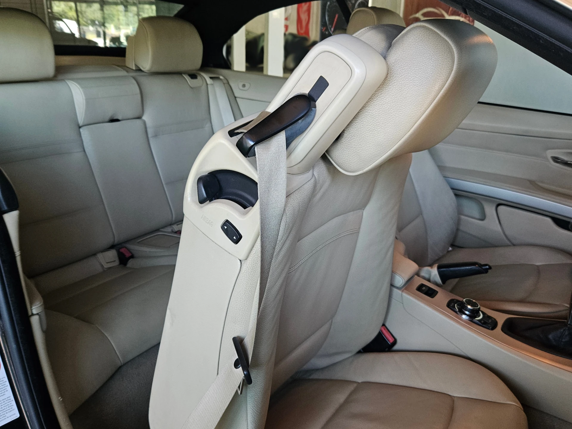 BMW 320 i Cabrio 15