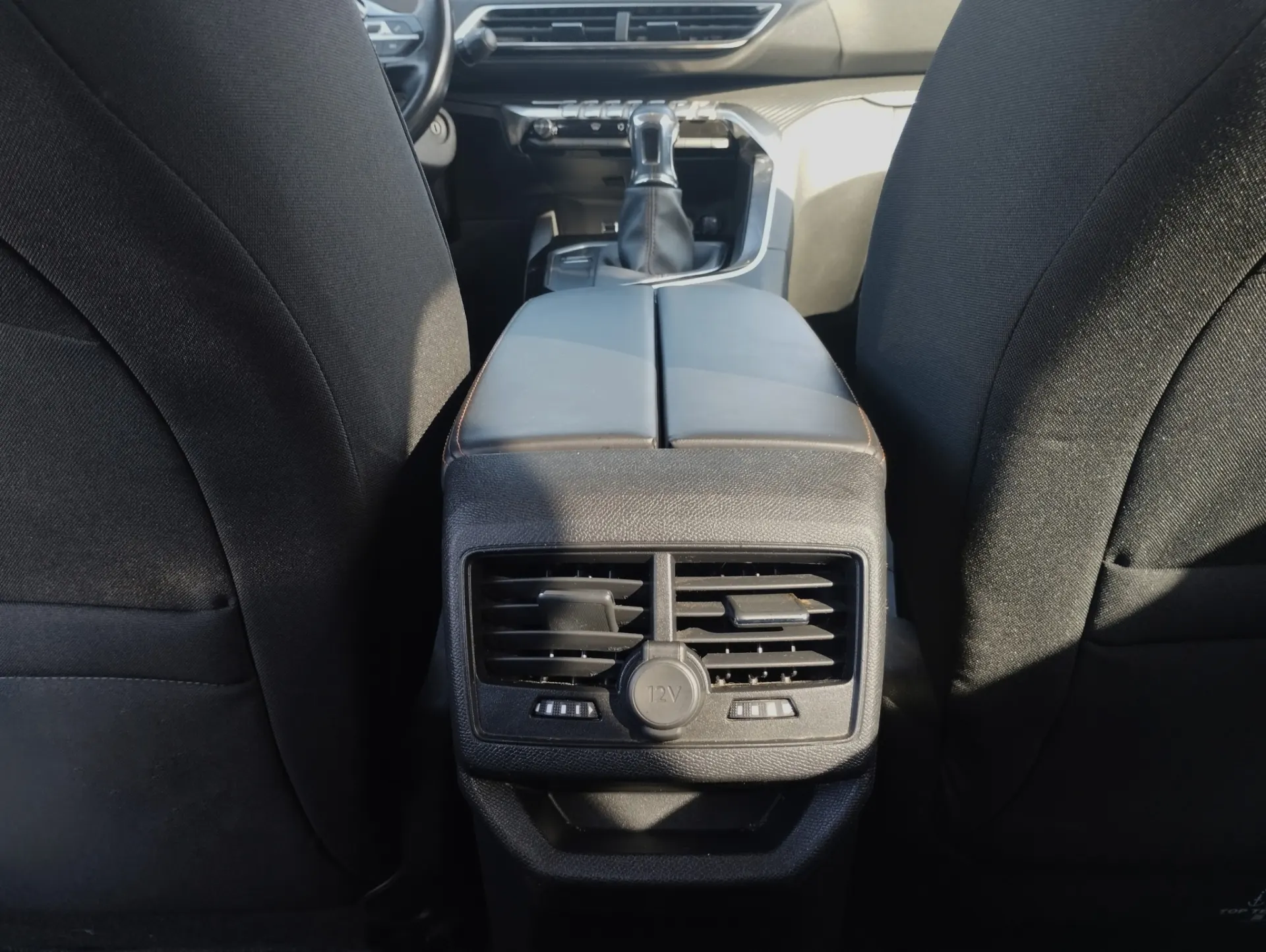 Peugeot 3008 1.5 BlueHDi Active 21
