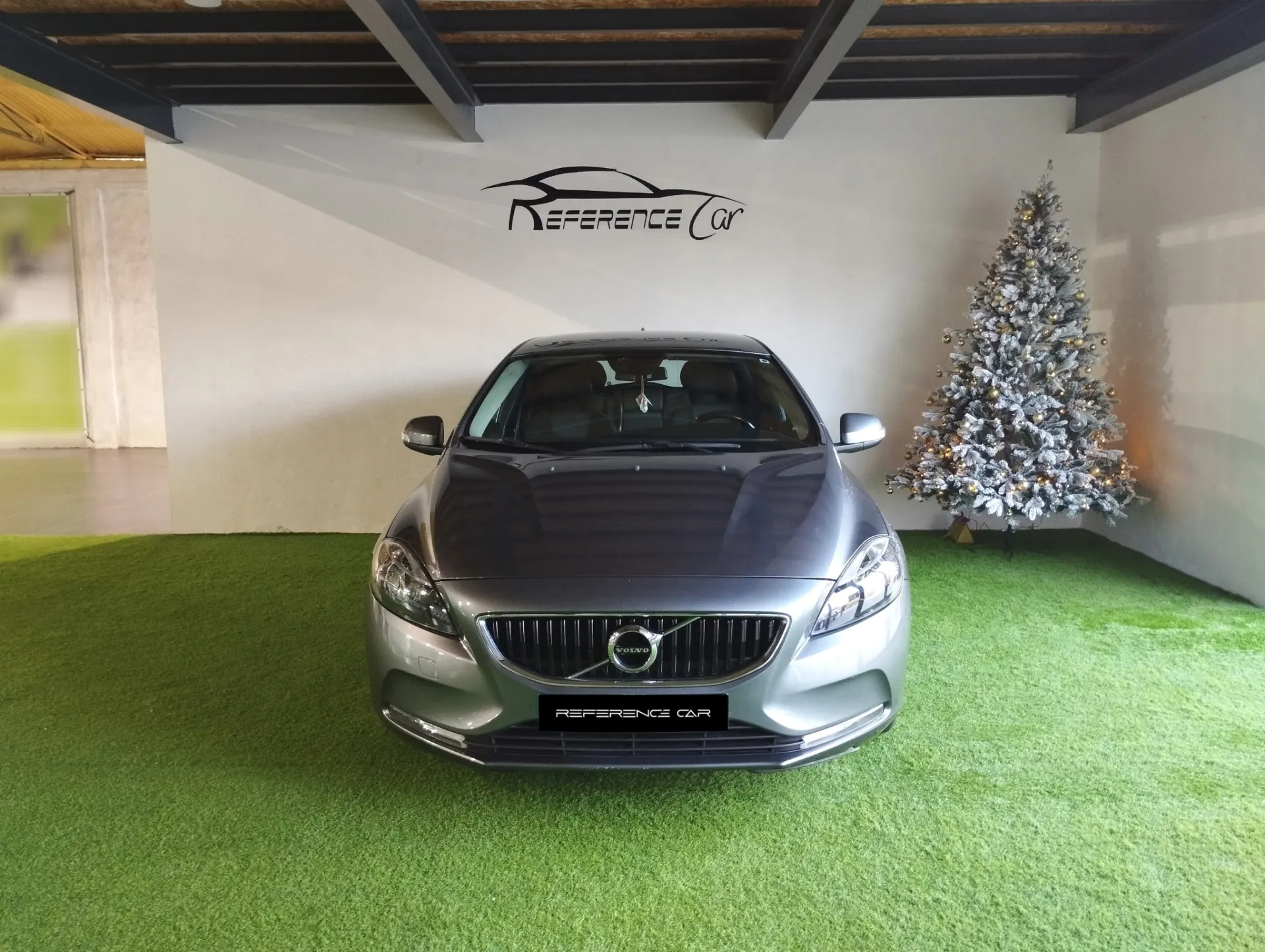 Volvo V40 2.0 D2 3