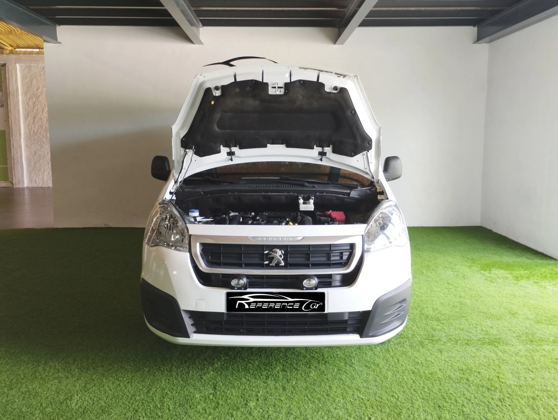 Peugeot Partner Outro 25