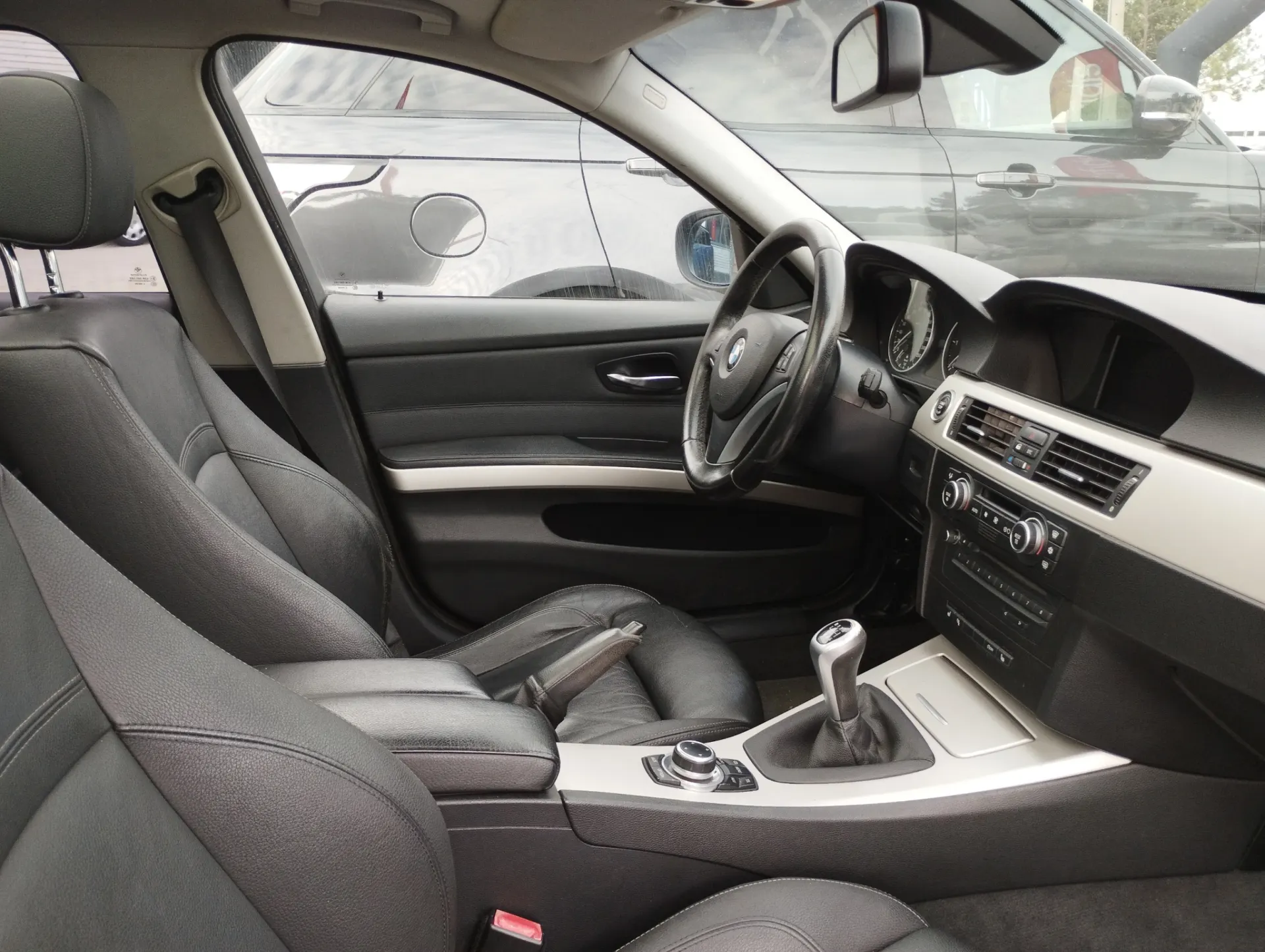 BMW 320 d Touring Line Sport 4