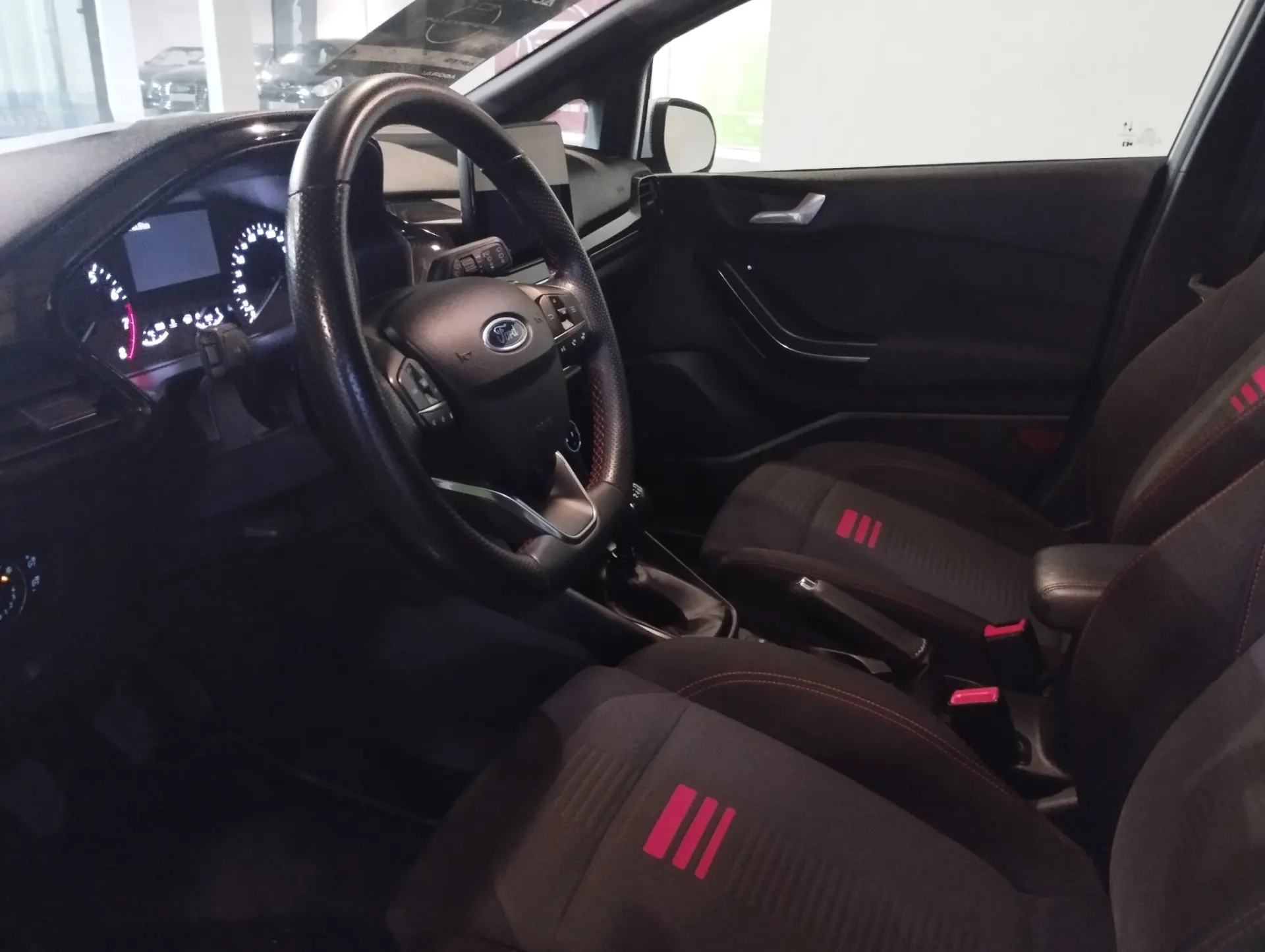 Ford Fiesta 1.0 EcoBoost ST-Line 13