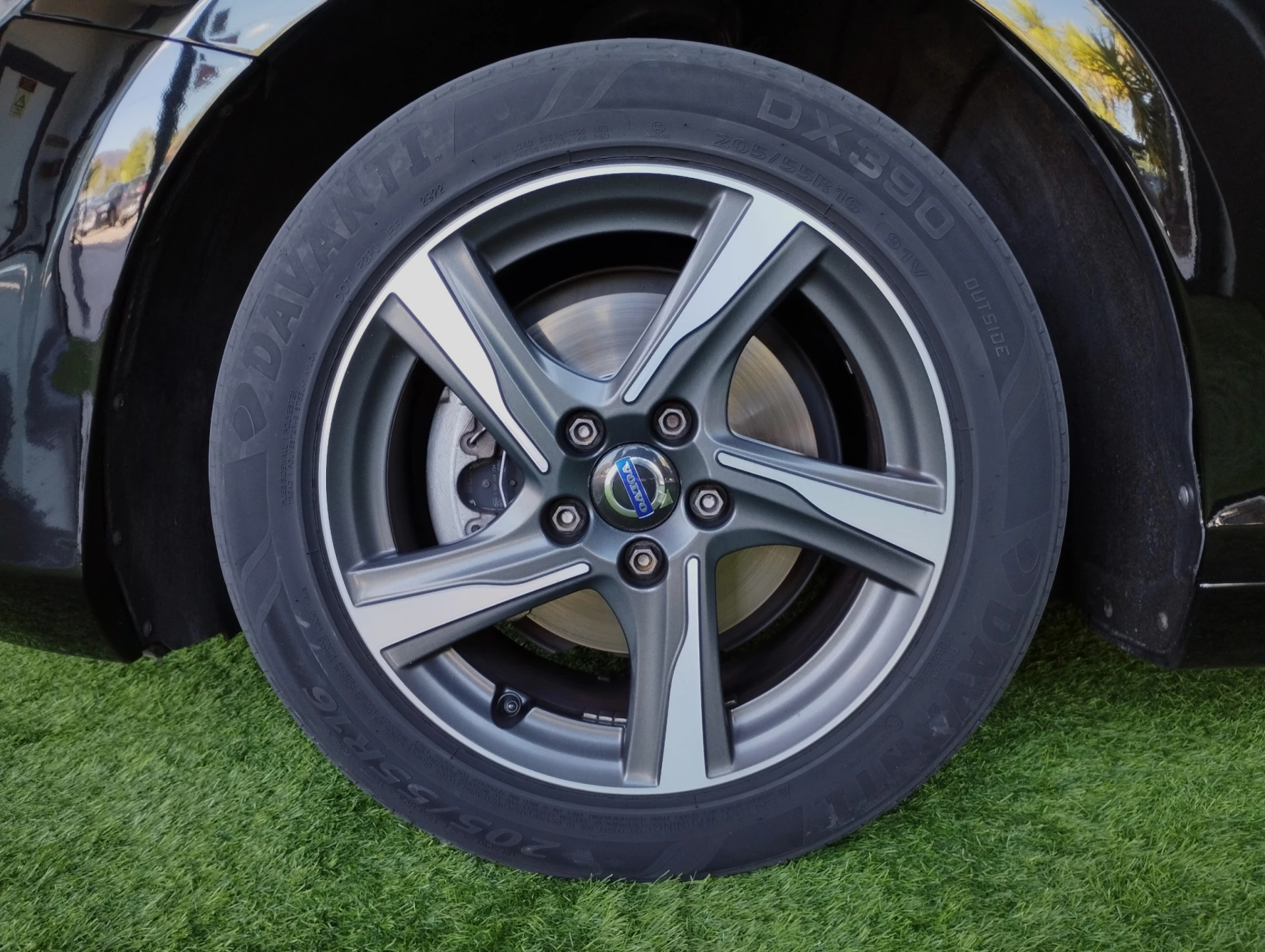 Volvo V40 2.0 D2 R-Design 22