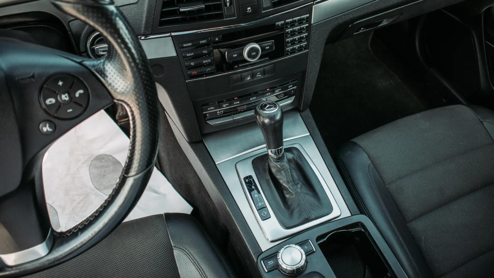 Mercedes-Benz E 250 CDI COUPE AVANTGARD 12