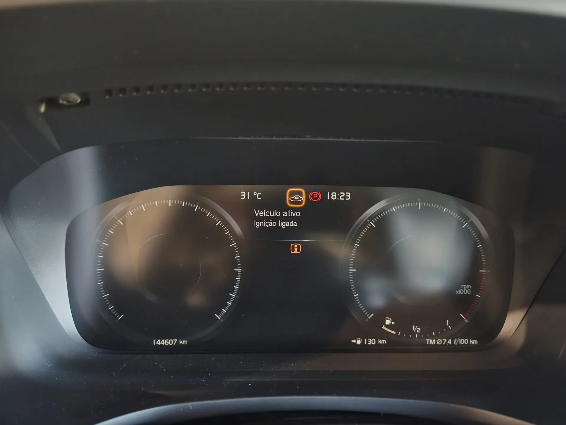 Volvo V60 2.0 D4 Inscription Geartronic 10