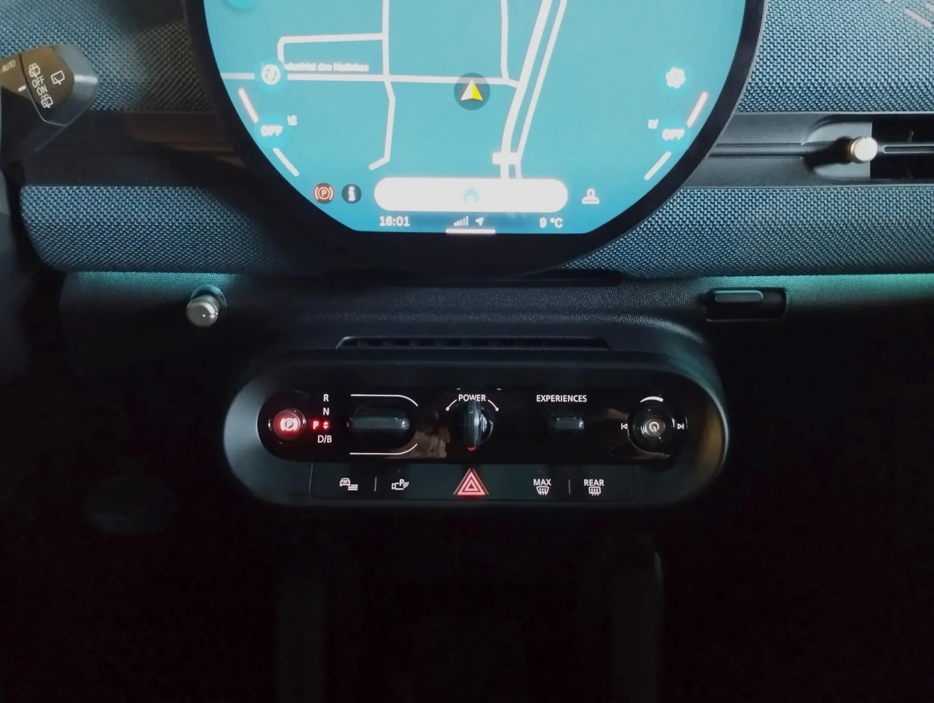 MINI Aceman SE Favoured M 16