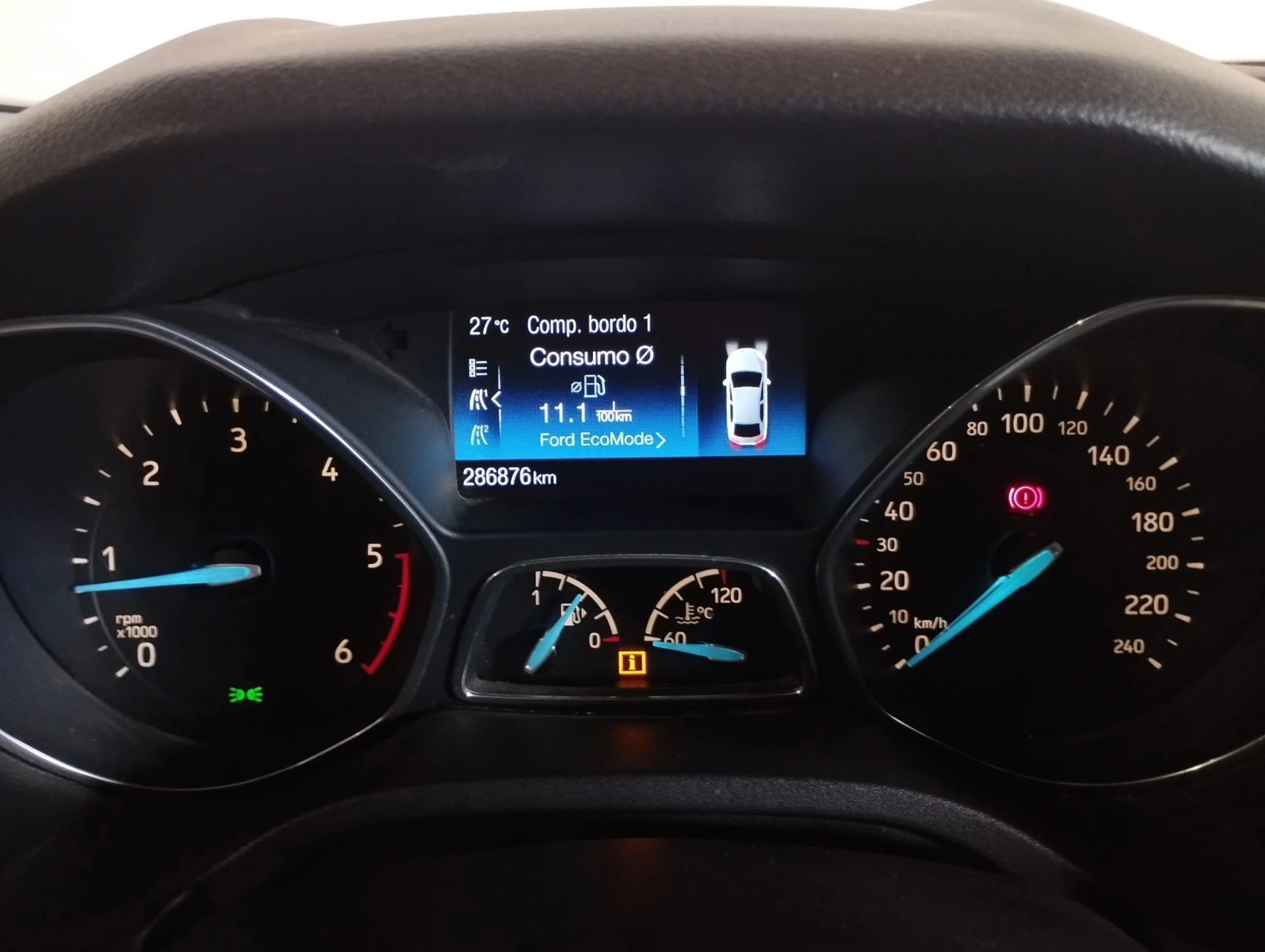 Ford Focus 1.5 TDCi Titanium 11