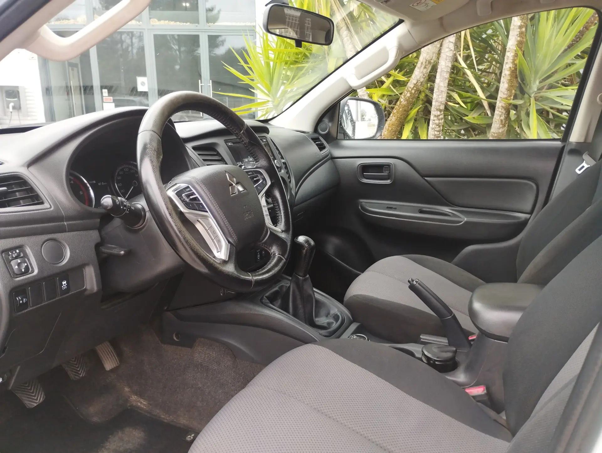Mitsubishi L200 2.3 DI-D Space Cab Invite 4WD 13