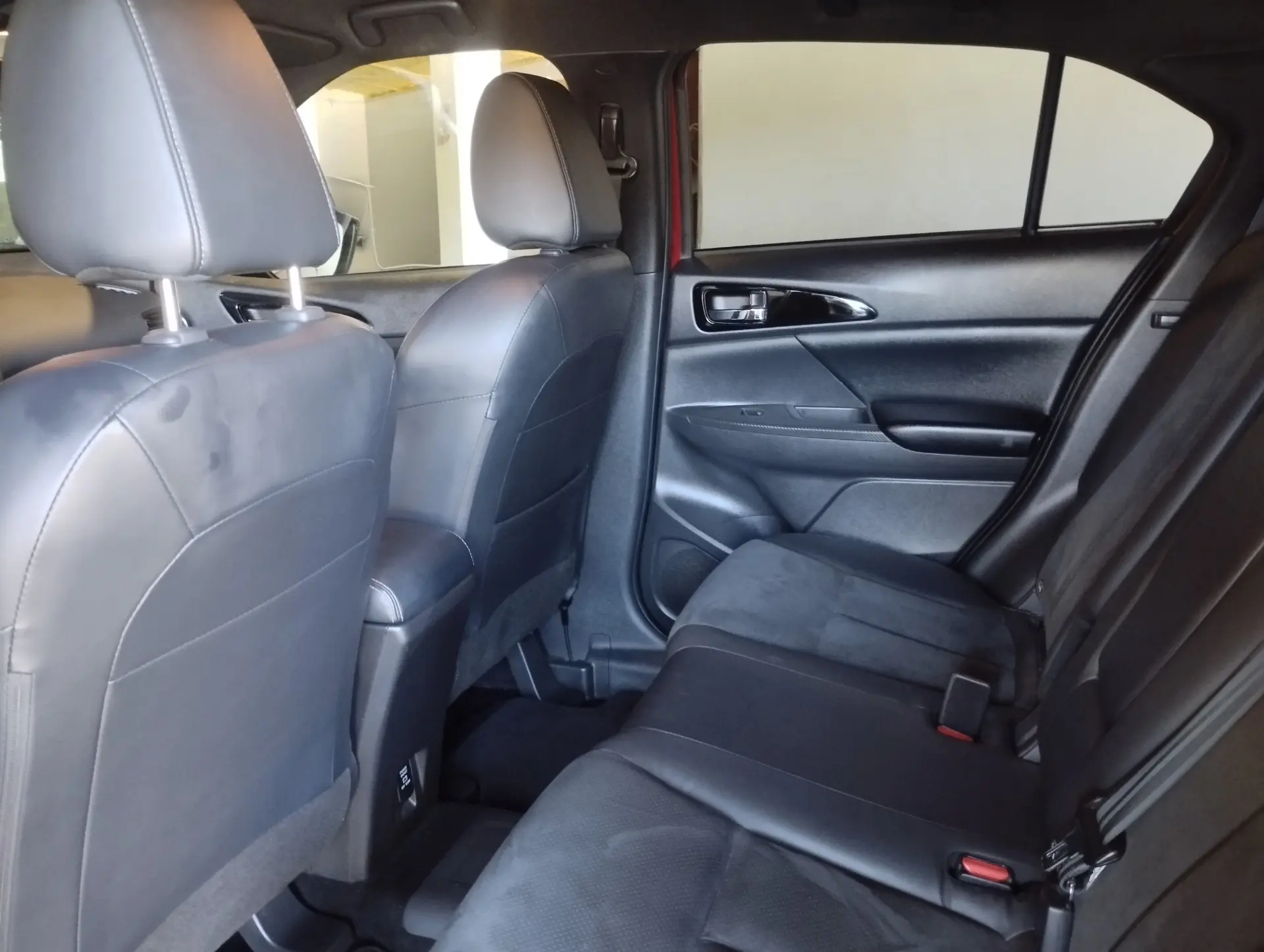 Mitsubishi Eclipse Cross 2.4 PHEV (PlugIn) 14