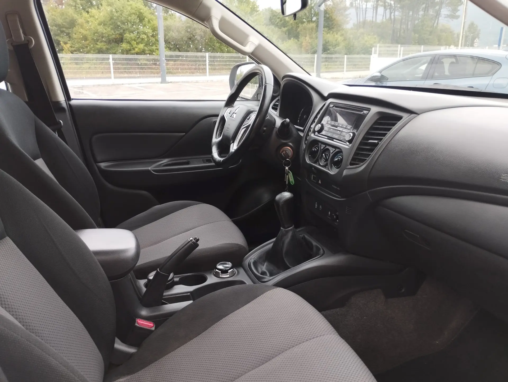 Mitsubishi L200 2.3 DI-D Space Cab Invite 4WD 8