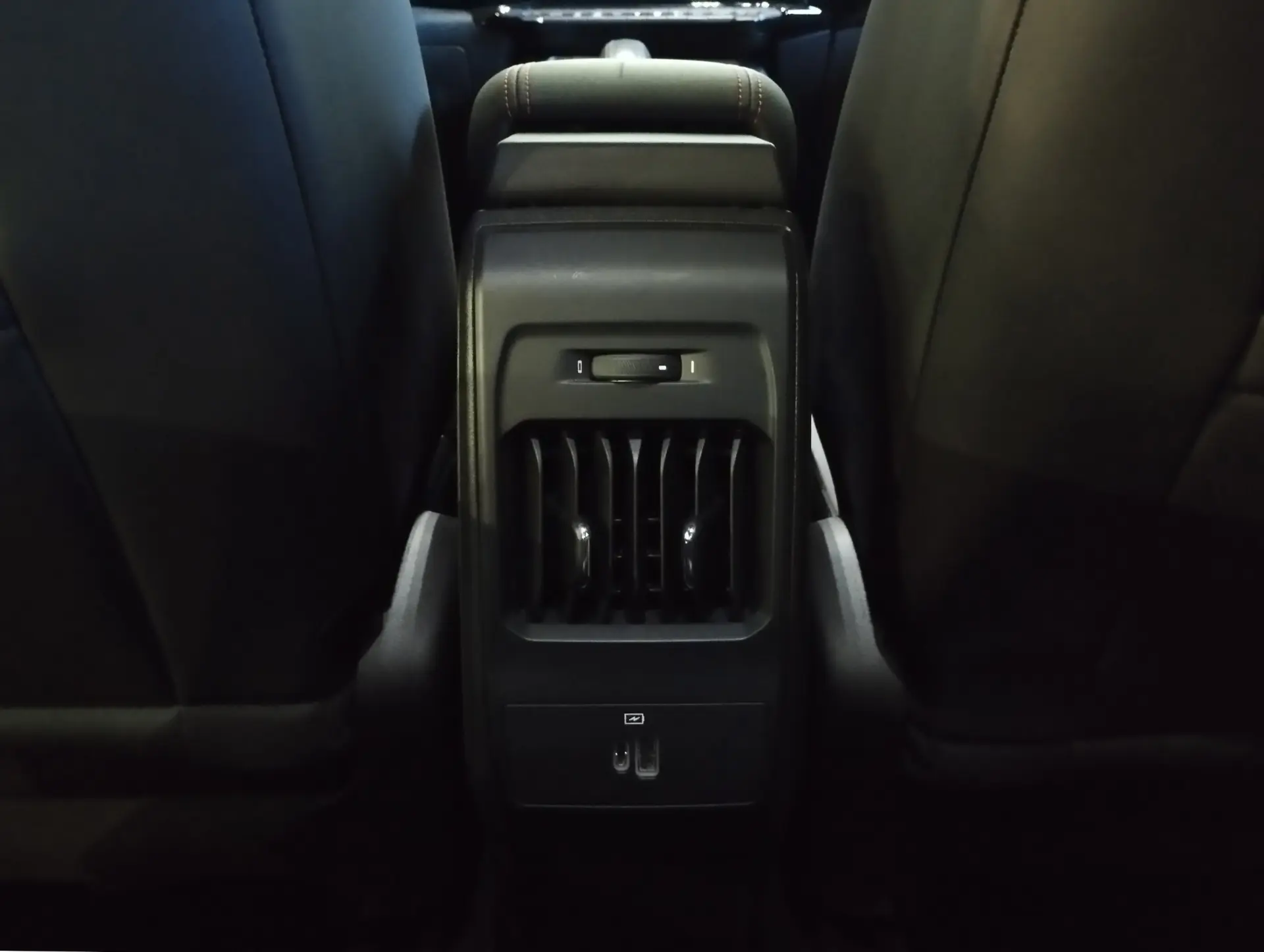 Alfa Romeo Tonale 1.3 Plug-In Hybrid Sprint e-AWD 22