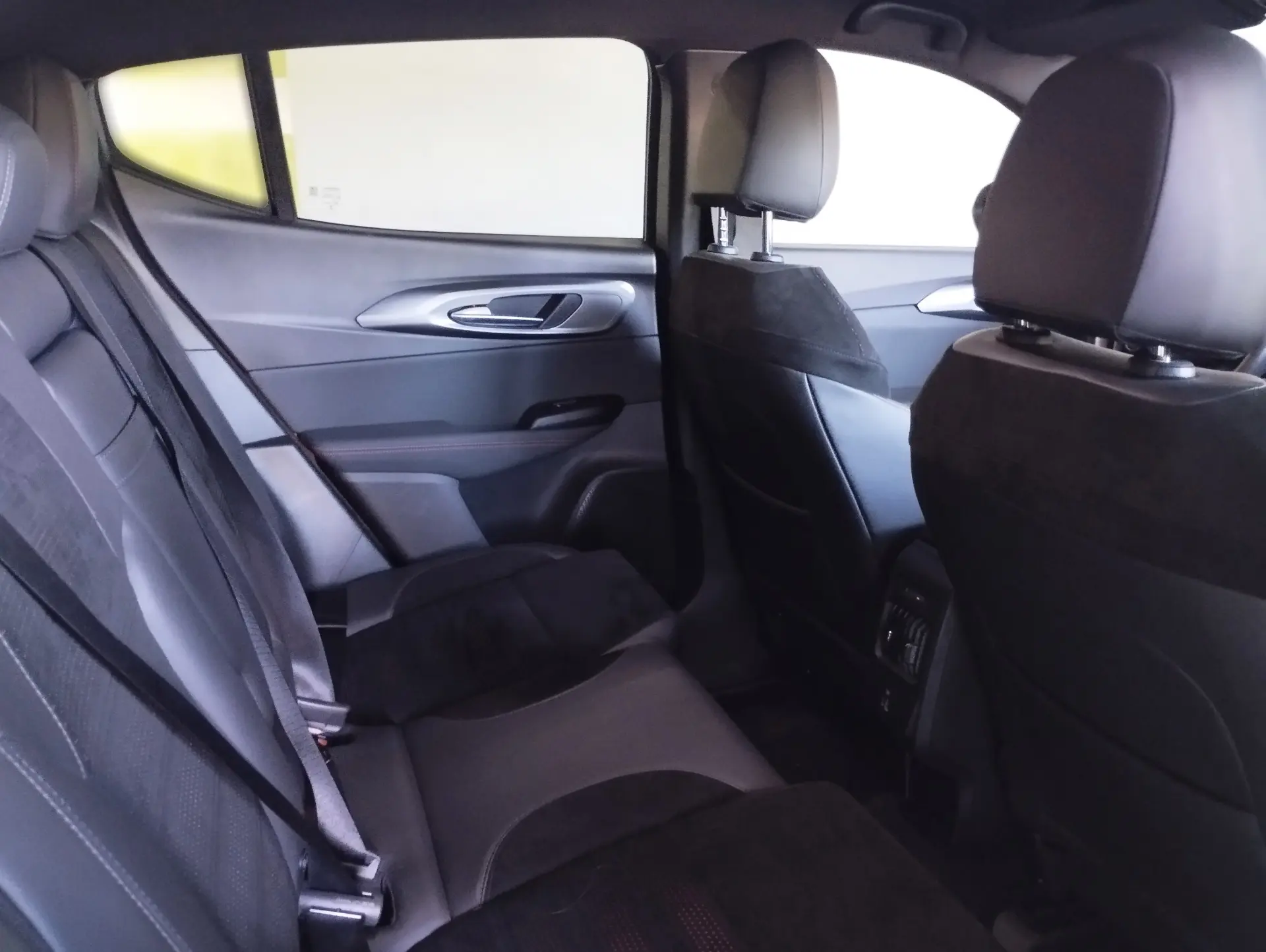 Alfa Romeo Tonale 1.3 Plug-In Hybrid Sprint e-AWD 9