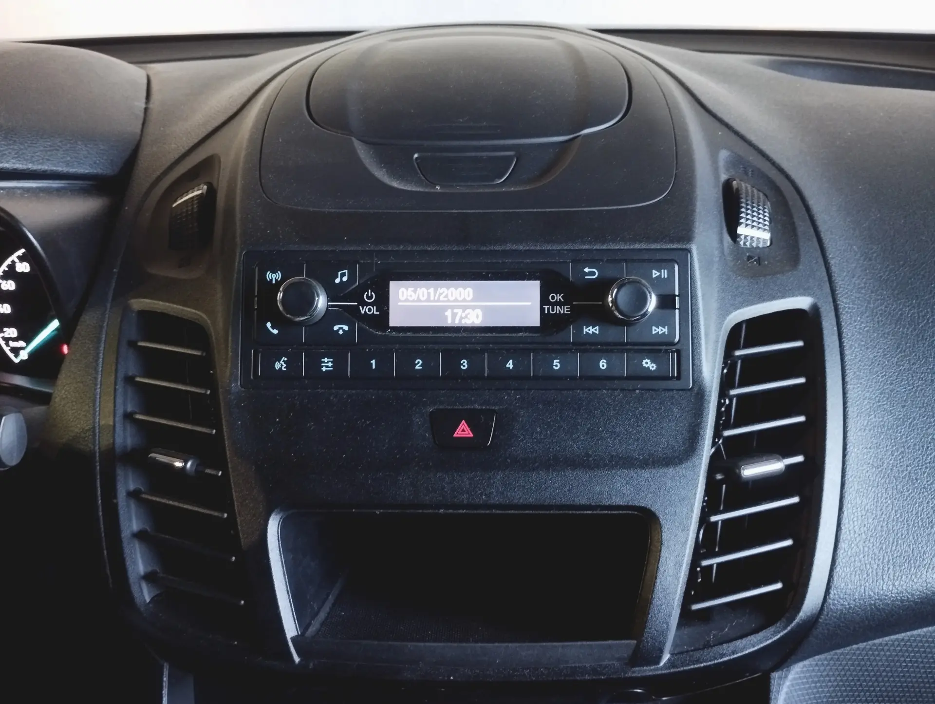 Ford Transit Connect 1.5 TDCi 230 L2 Trend Aut. 14