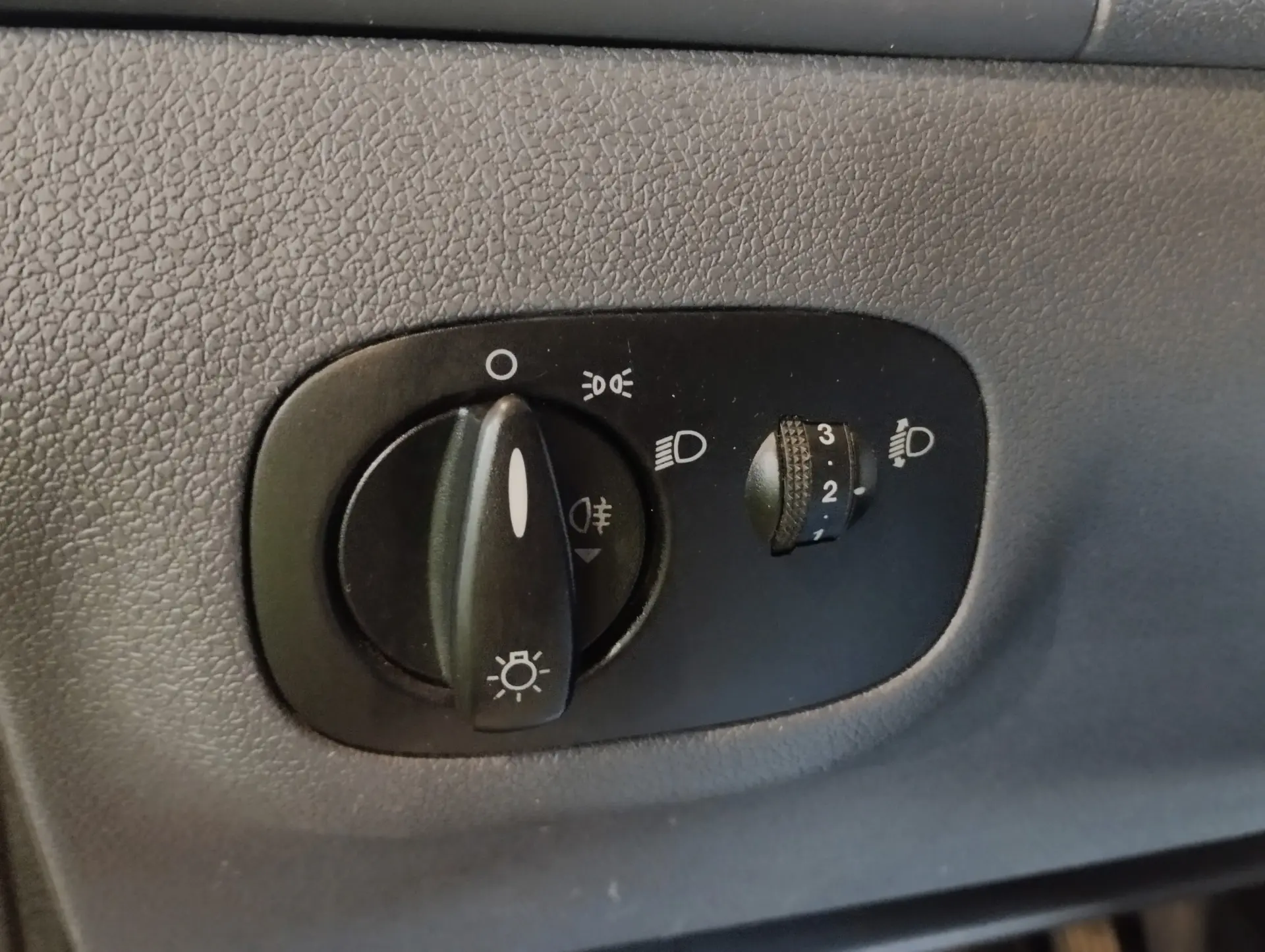Ford Transit Connect T200 TDCi 15