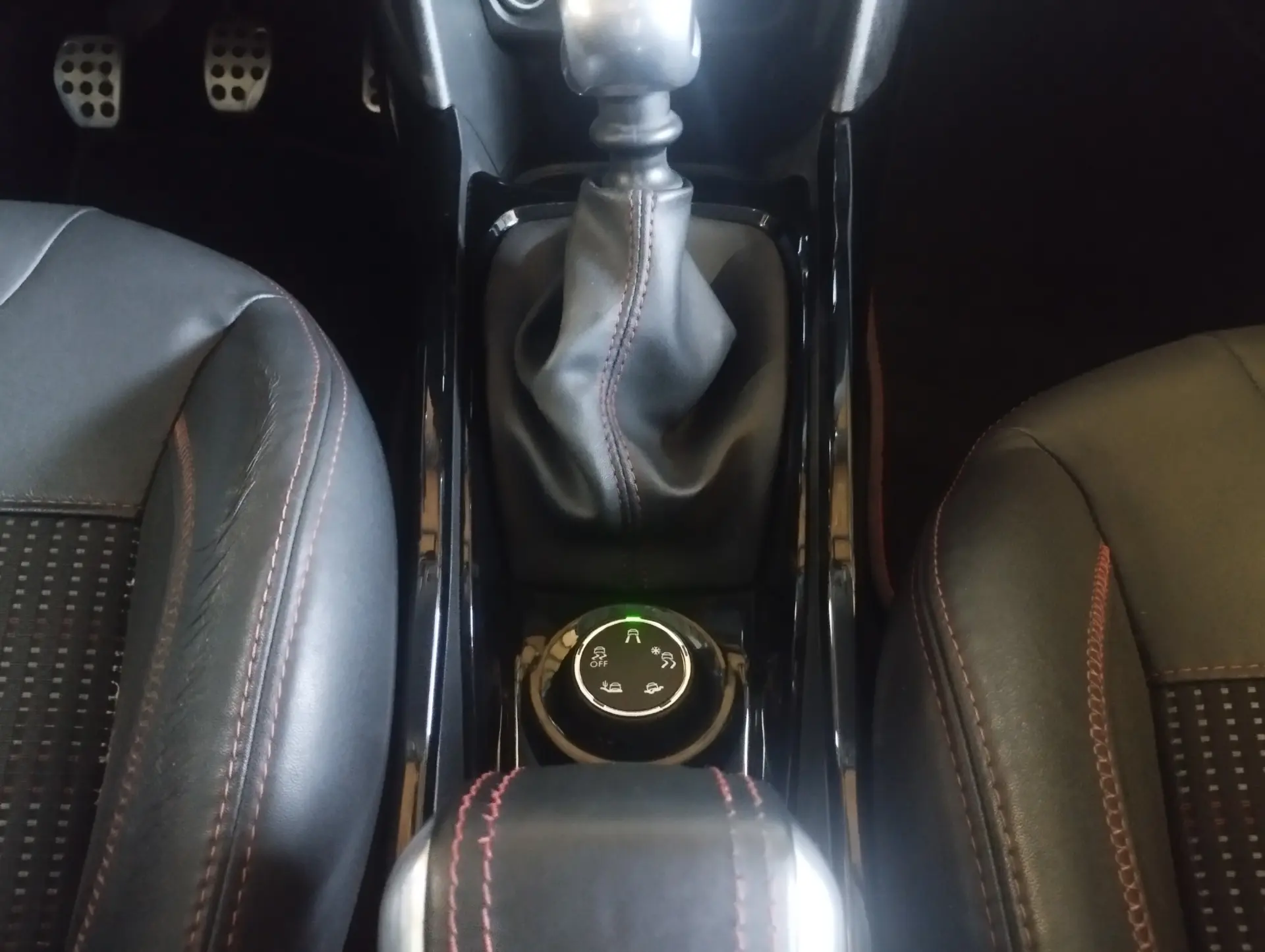 Peugeot 2008 1.2 PureTech GT Line 18