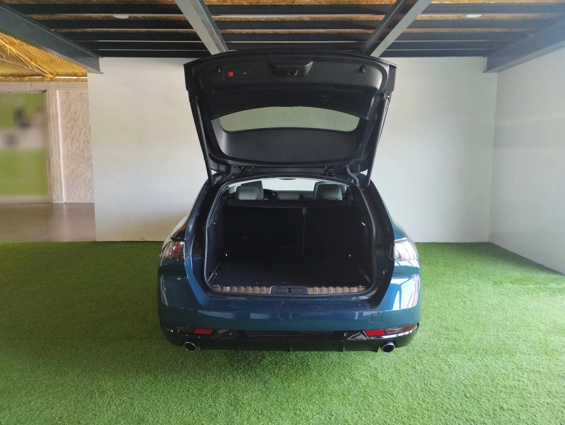 Peugeot 508 SW 1.6 Hybrid Allure e-EAT8 5