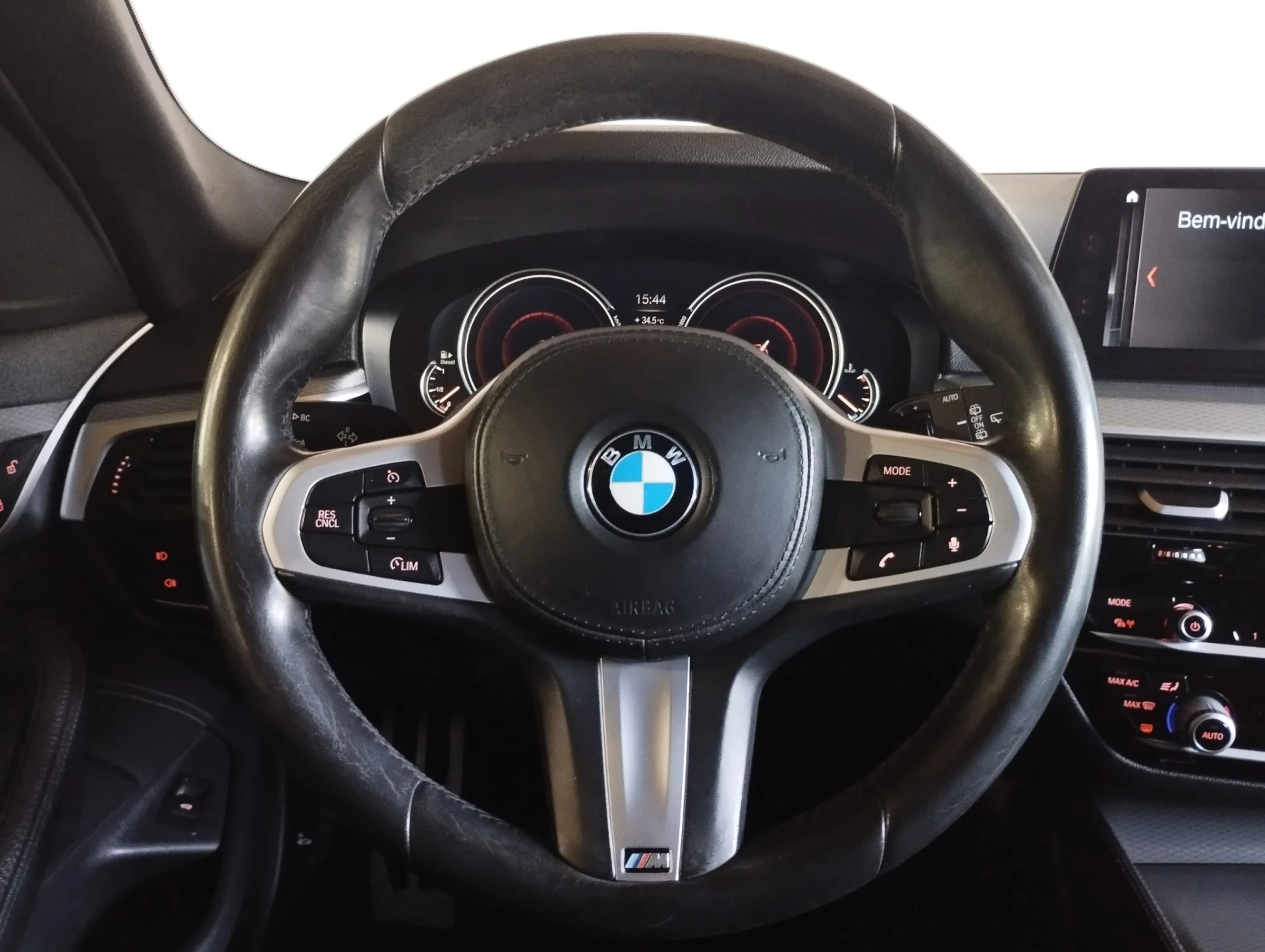 BMW 525 d Pack M Auto 12
