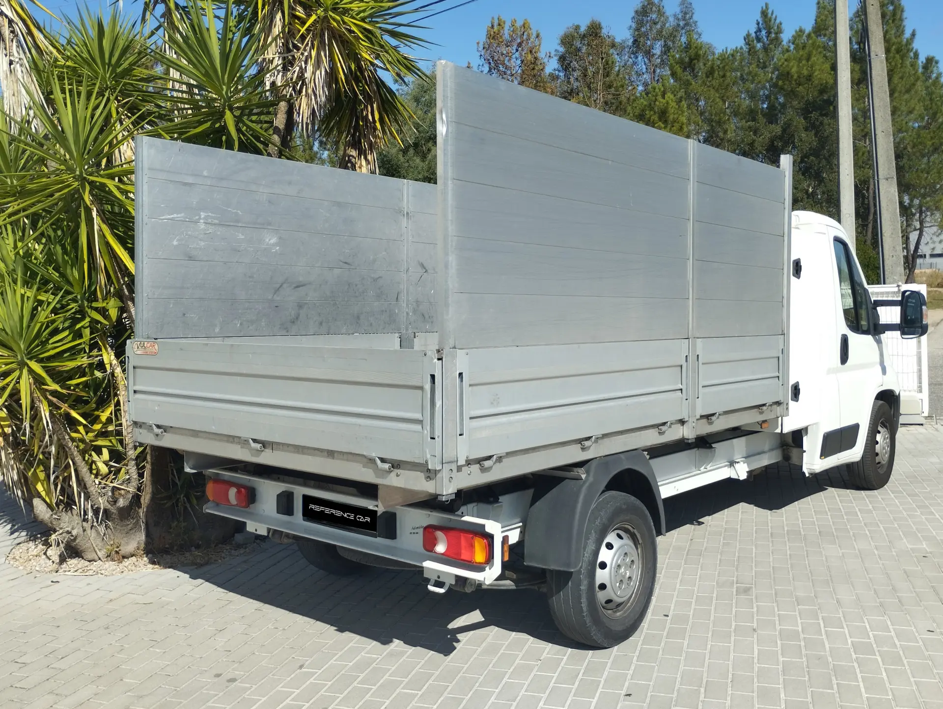 Peugeot Boxer 2.2 BLUE HDI ( CX CARGA BASCULANTE TRASEIRA) 2