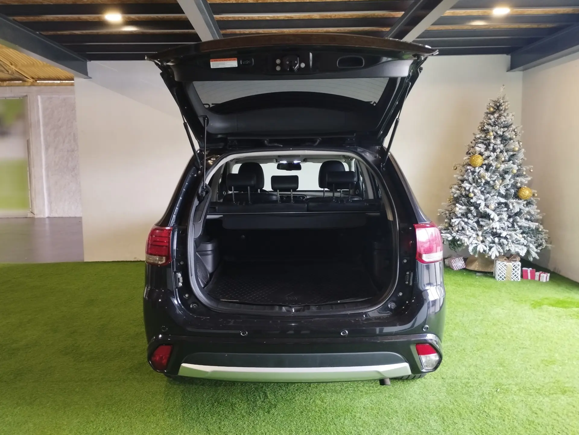 Mitsubishi Outlander 2.0 PHEV Instyle Navi 5