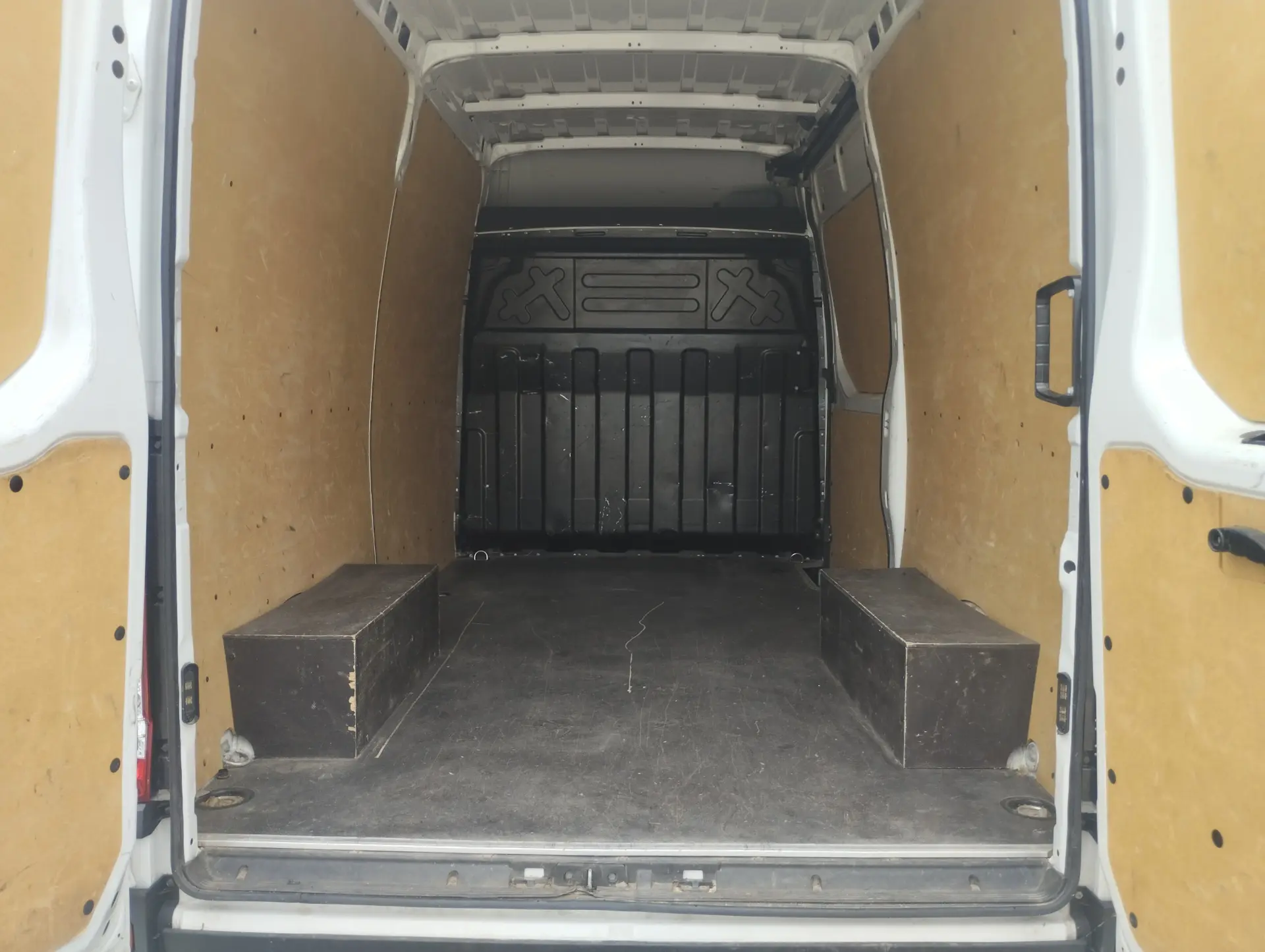 Iveco Daily 35S12V 22