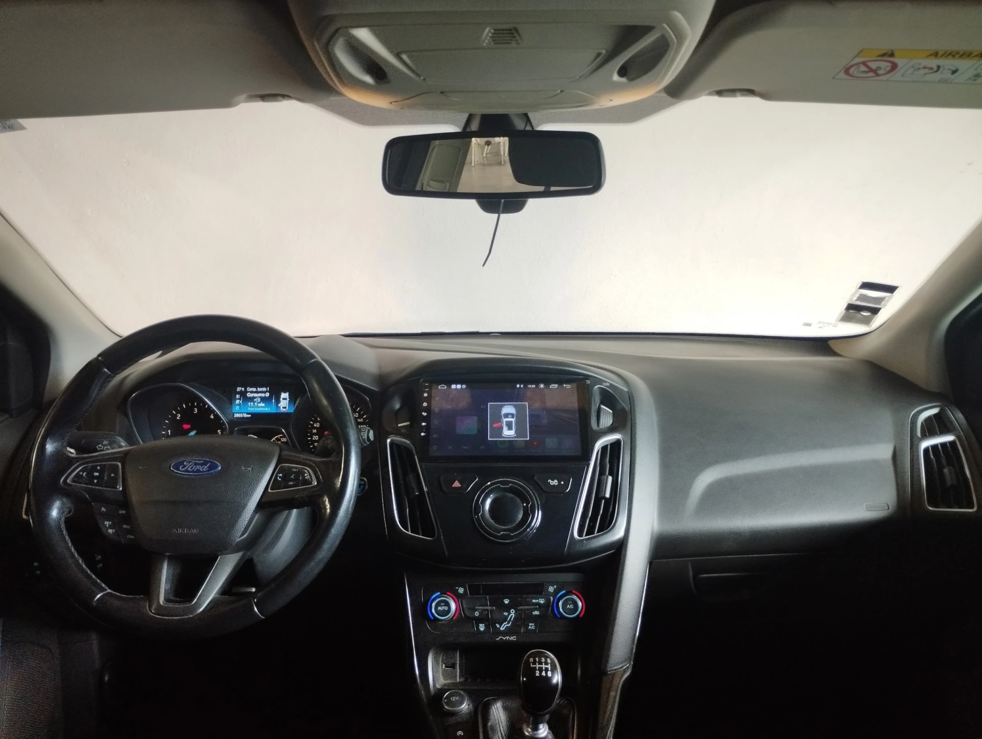 Ford Focus 1.5 TDCi Titanium 7