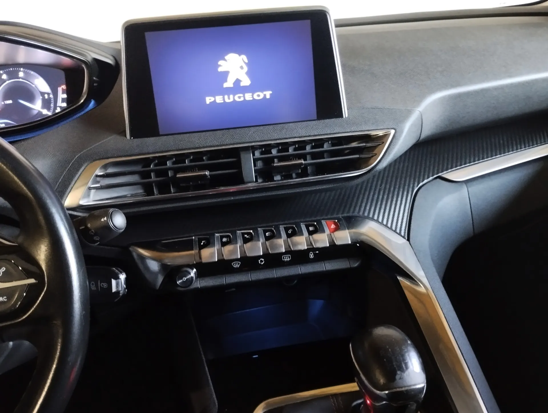 Peugeot 3008 1.5 BlueHDi Active 16