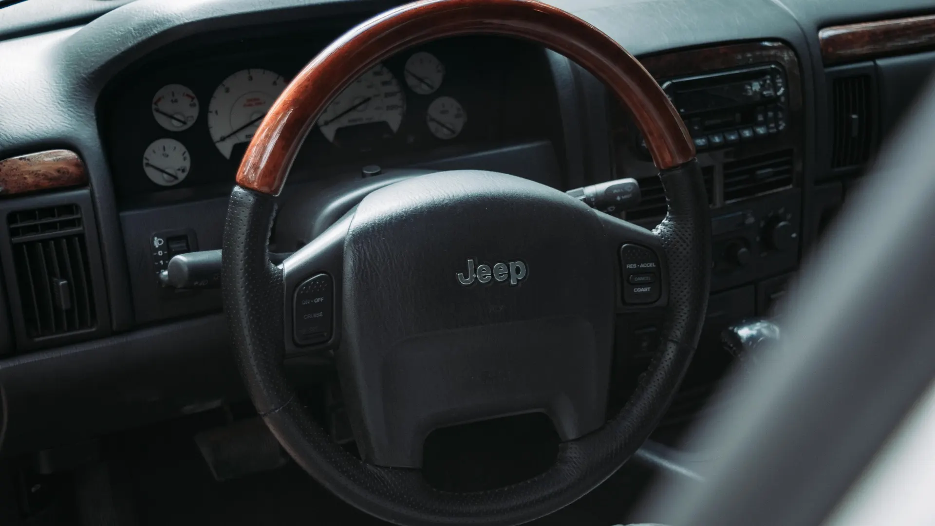 Jeep Grand Cherokee 2.7 CRD Overland 10