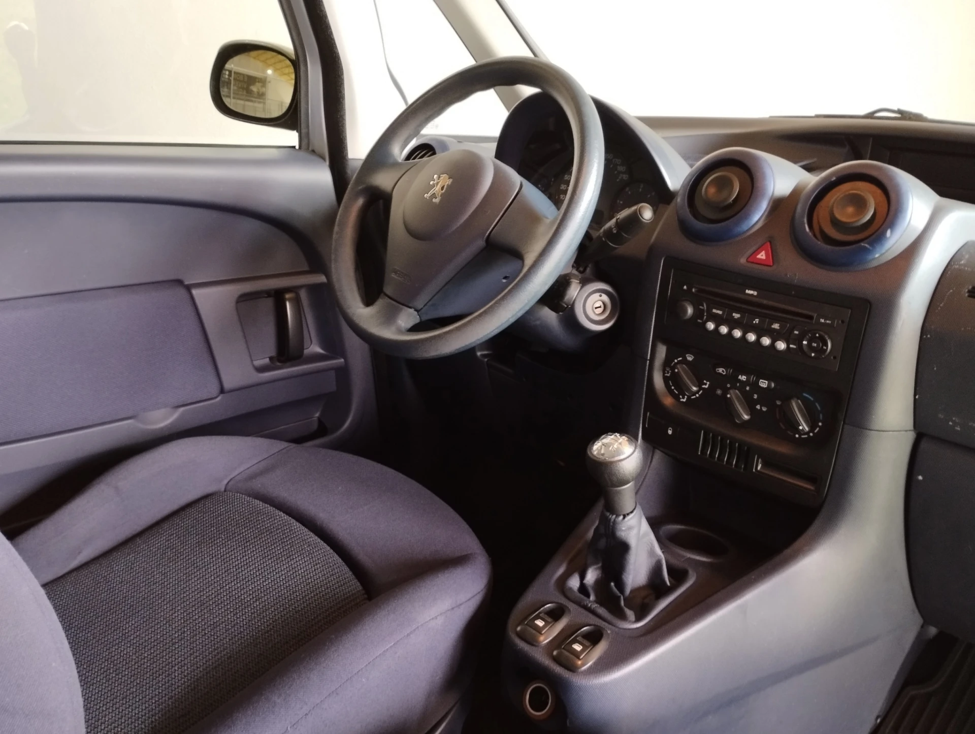 Peugeot 1007 1.4 HDI Trendy 20