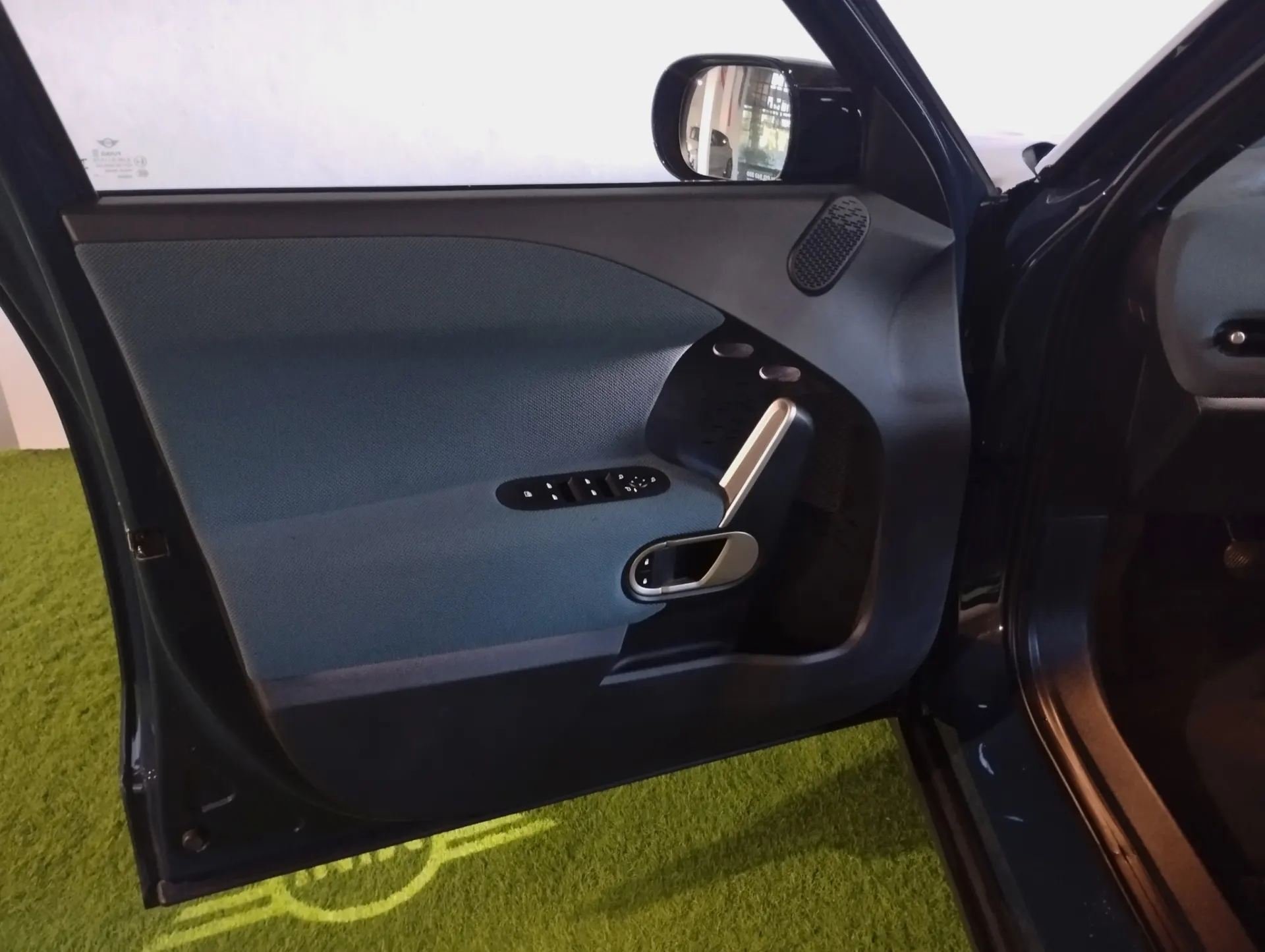 MINI Aceman SE Favoured M 21