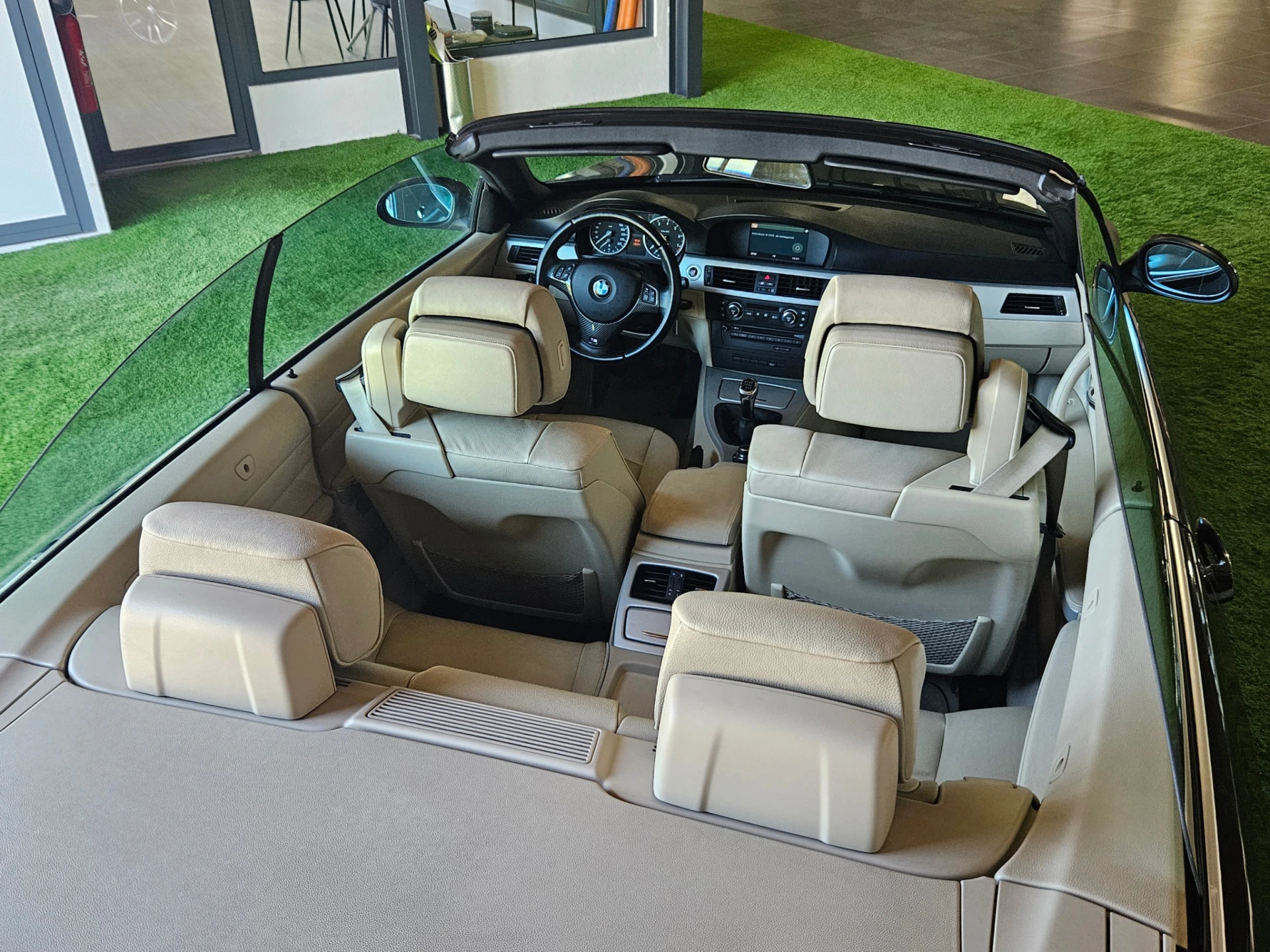 BMW 320 i Cabrio 28