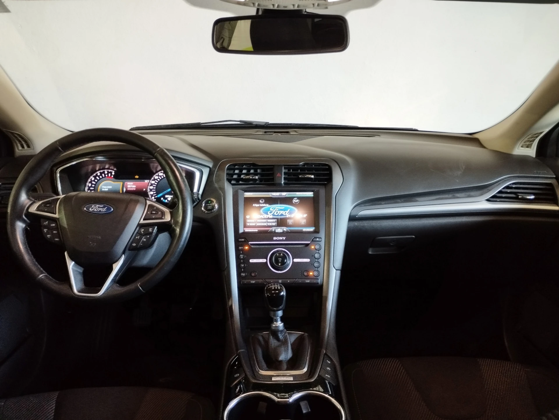 Ford Mondeo SW 1.5 TDCi Titanium 7