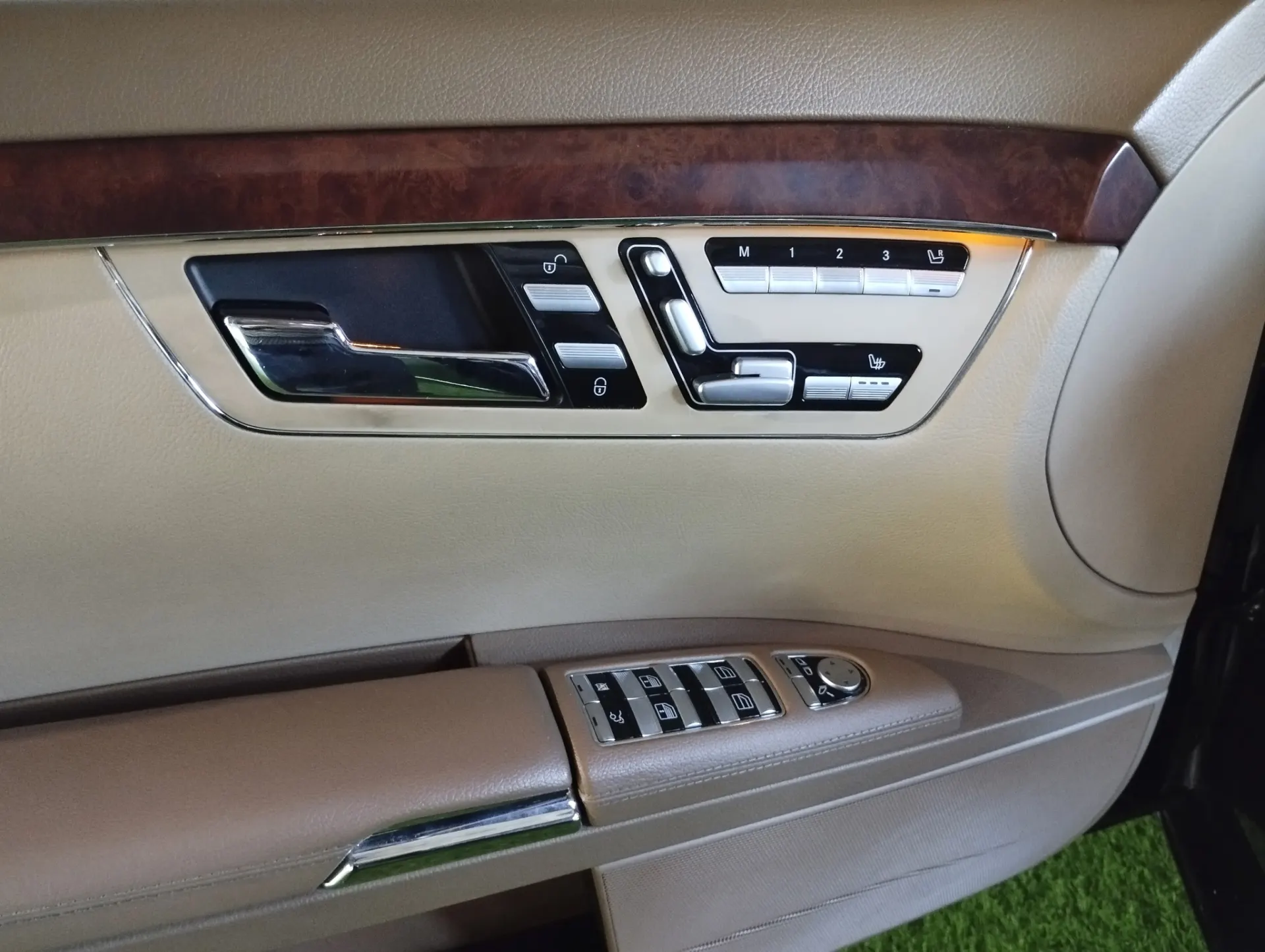 Mercedes-Benz S 320 CDi 27