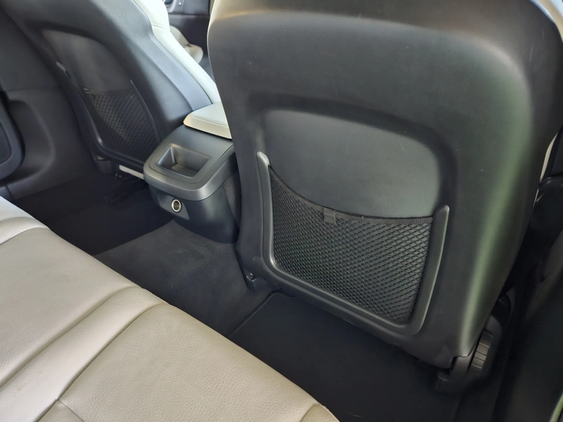 Volvo V60 2.0 D4 Inscription Geartronic 17