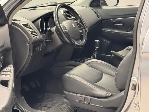 Mitsubishi ASX 1.8 DI-D Instyle NAVI 7