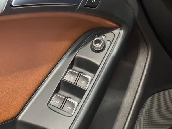 Audi A5 Cabrio 2.0 TDI DPF 13
